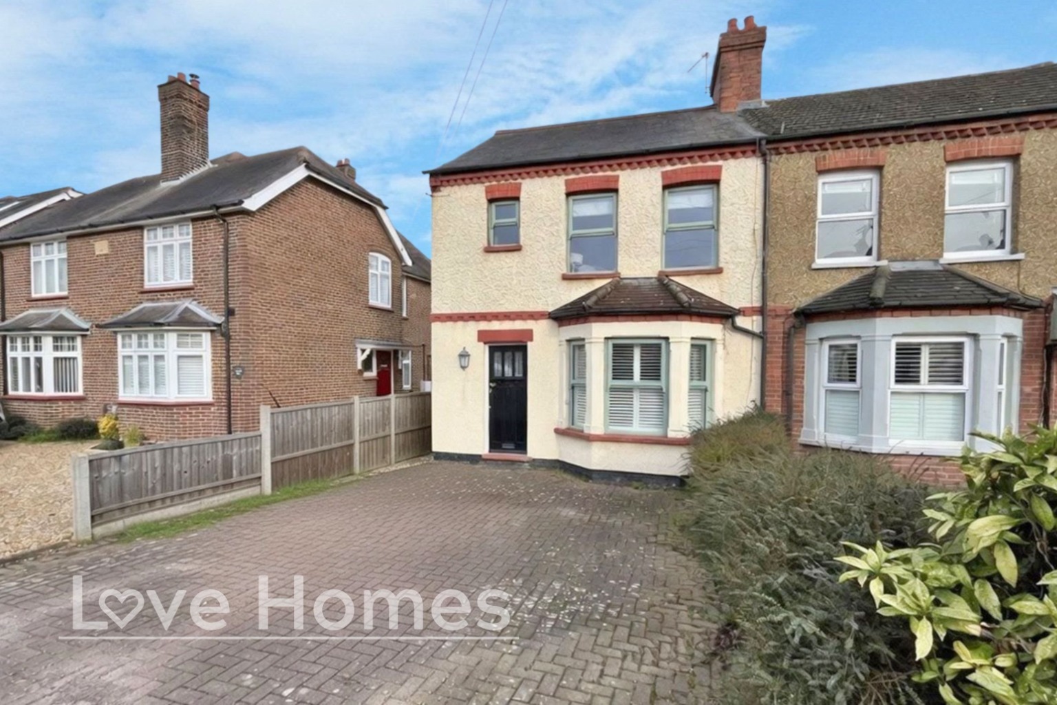 Stylish 3 Bedroom House in Flitwick, Chain Free