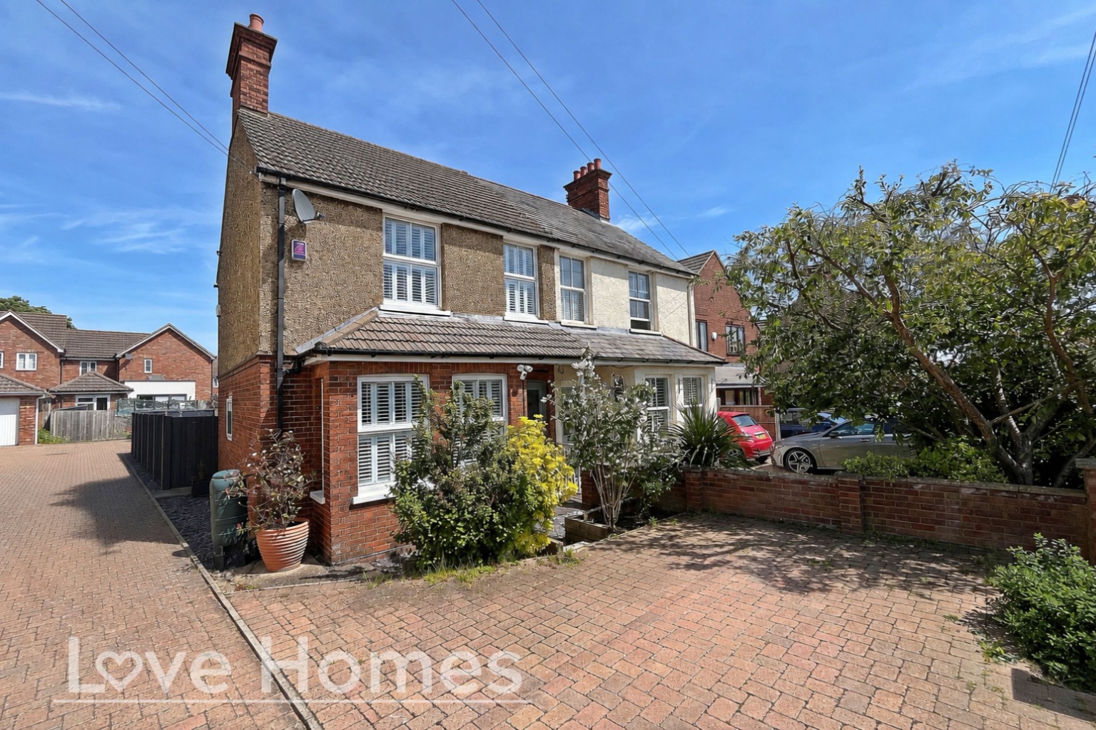 Well Presented Three Bedroom House in Central Flitwick Well Presented Three Bedroom House in Central Flitwick