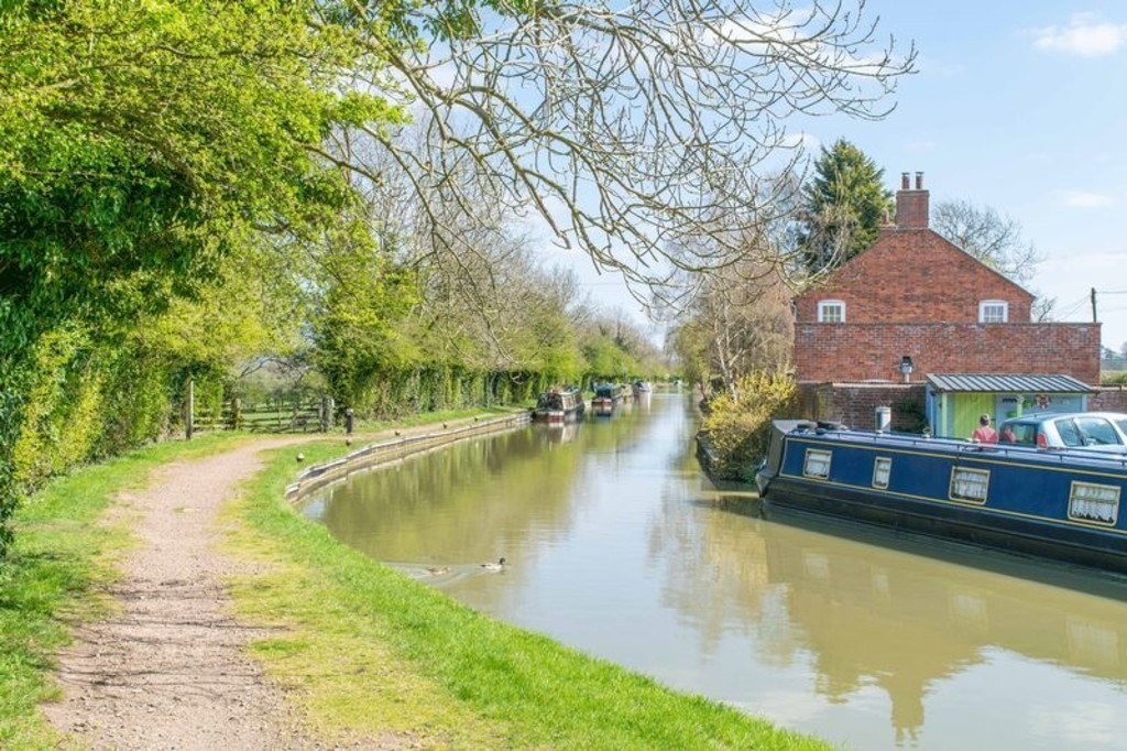 New Build Property, Two Bedroom Detached Bungalow With Garage For Sale