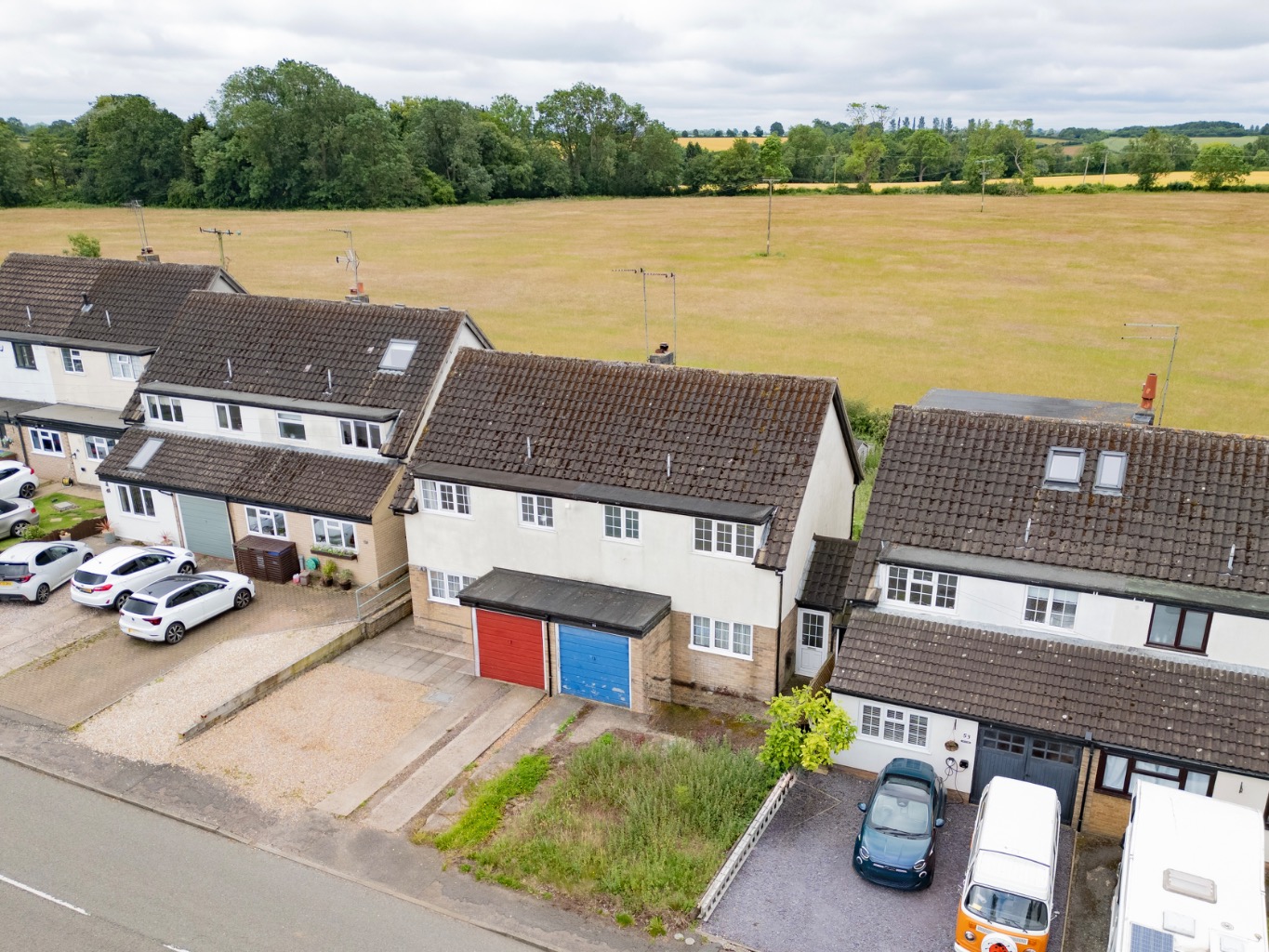Three-Bedroom Semi-Detached Property For Sale in Walgrave, Northamptonshire.