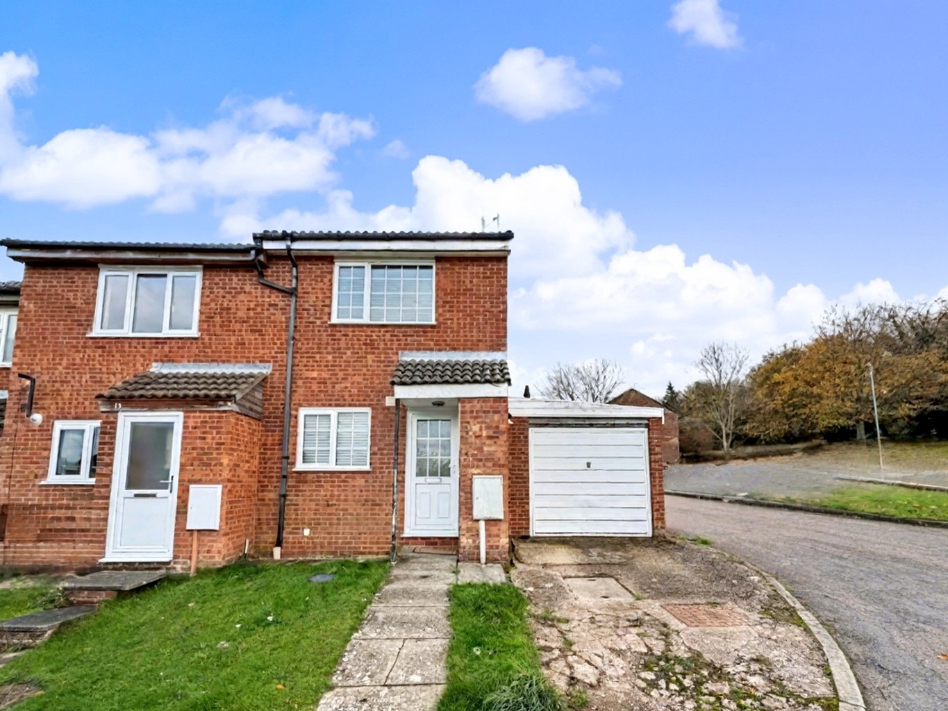 Two Bedroom Property for Sale in Daventry Two Bedroom Property for Sale in Daventry