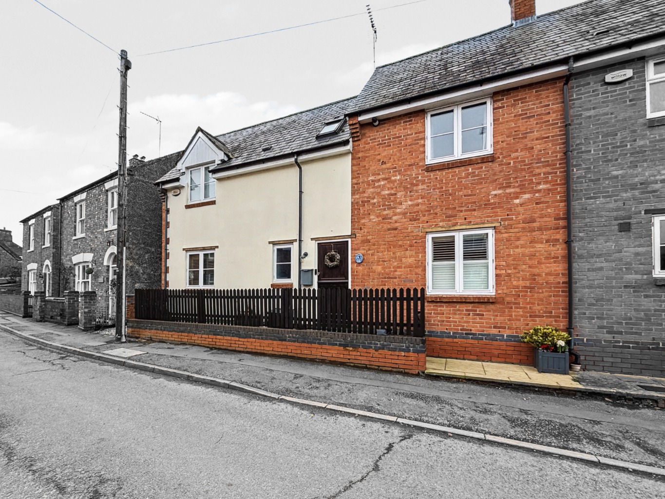 Three Bedroom Semi Detached Property For Sale In Weedon