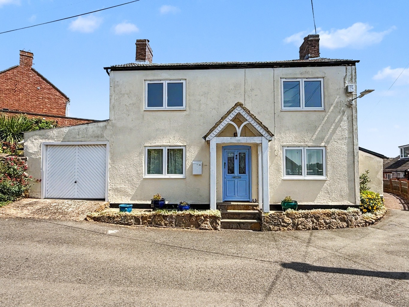 Three Bedroom Detached Property For Sale In Braunston