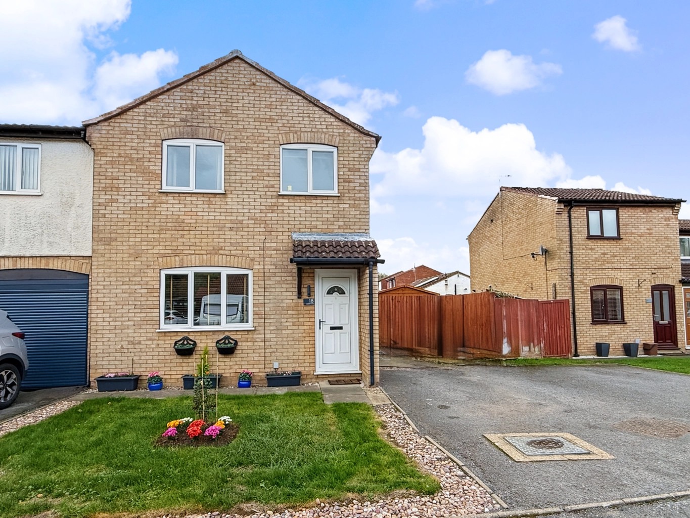 Three-Bedroom Semi-Detached Property For Sale in Daventry, Northamptonshire.