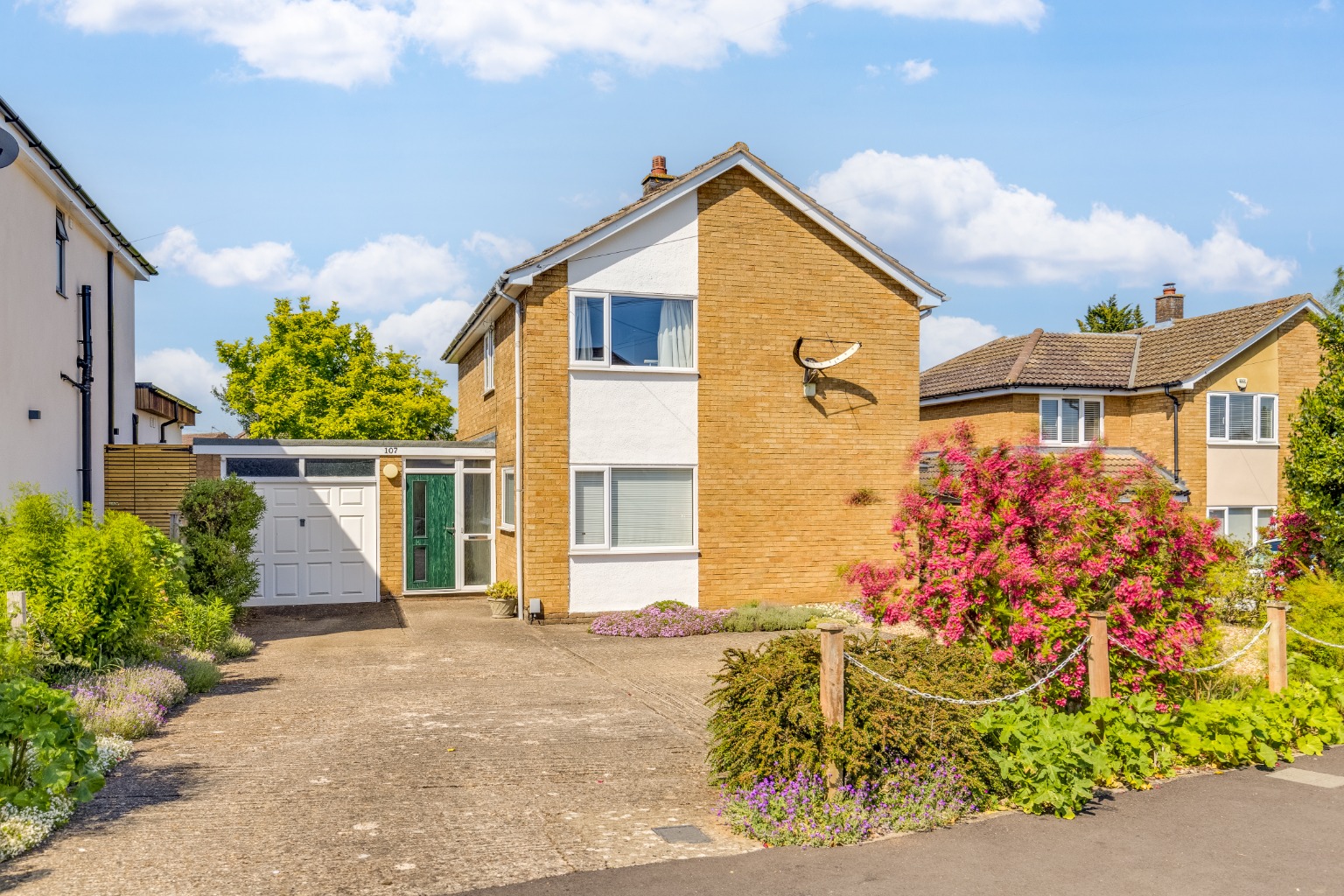 Spacious 3-Bedroom Family Home with Garden, Garage, and Excellent School Catchment