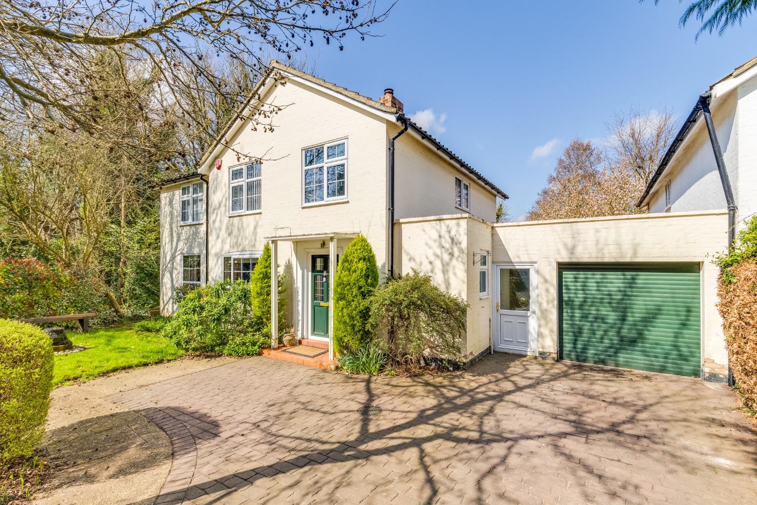 A Spacious Family Home in a Prime West Side Location