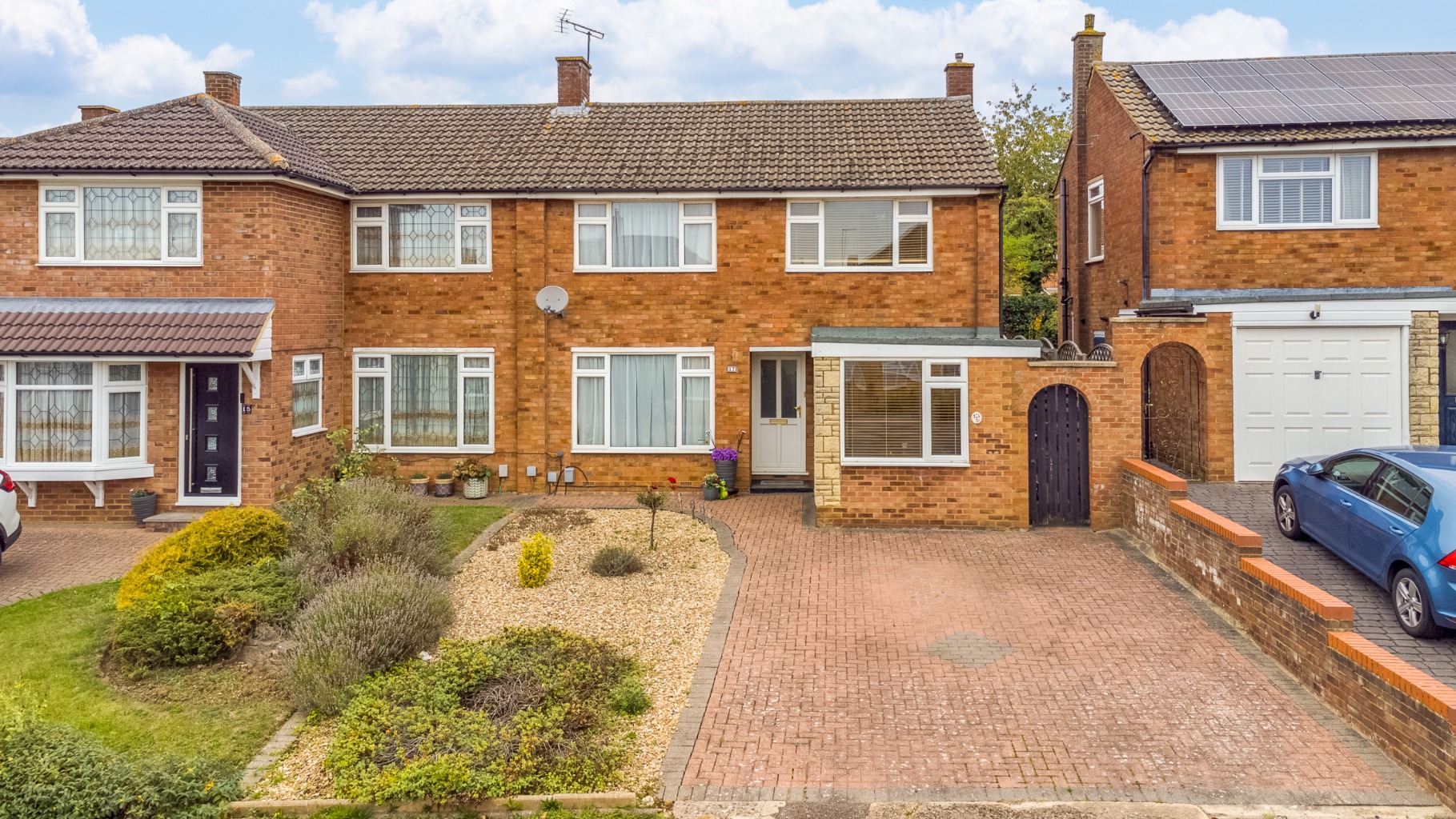 Chain-Free Three-Bedroom Home in Hitchin with Versatile Living and Extension Potential