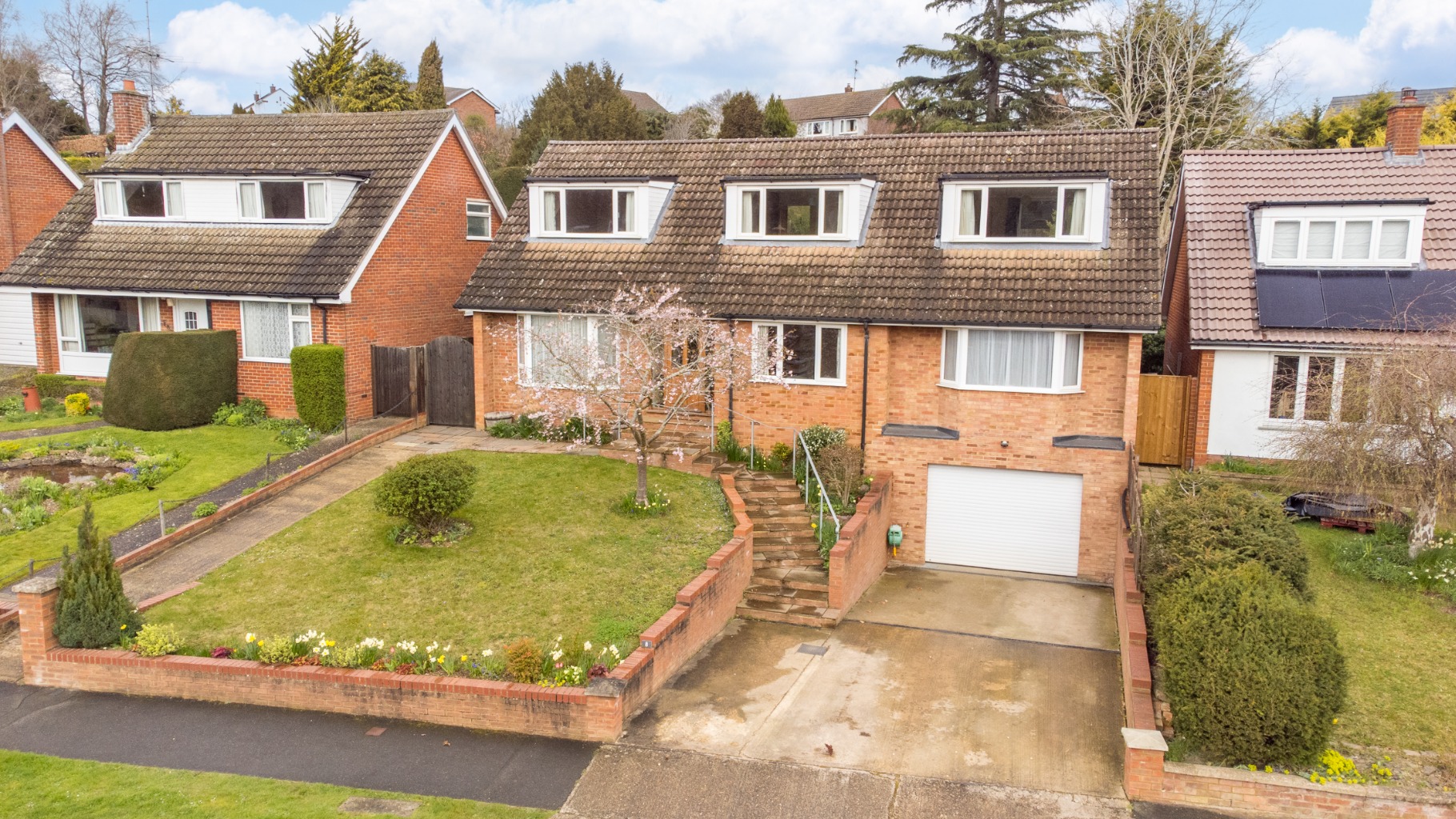 Exceptional Four Bedroom Detached Home in Sought-After Hitchin