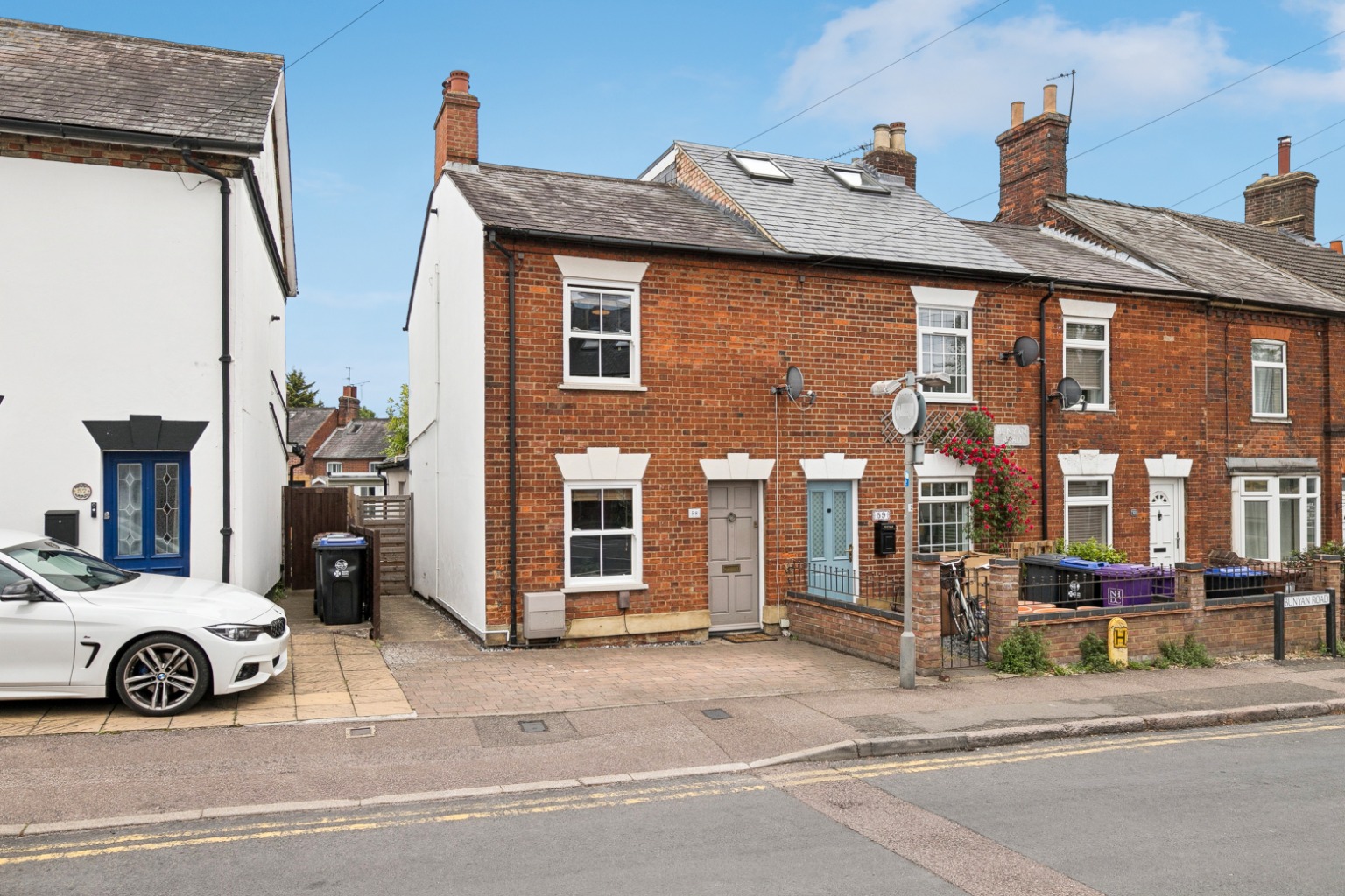 Charming Two-Bedroom House in Hitchin: Modern Living, Prime Location