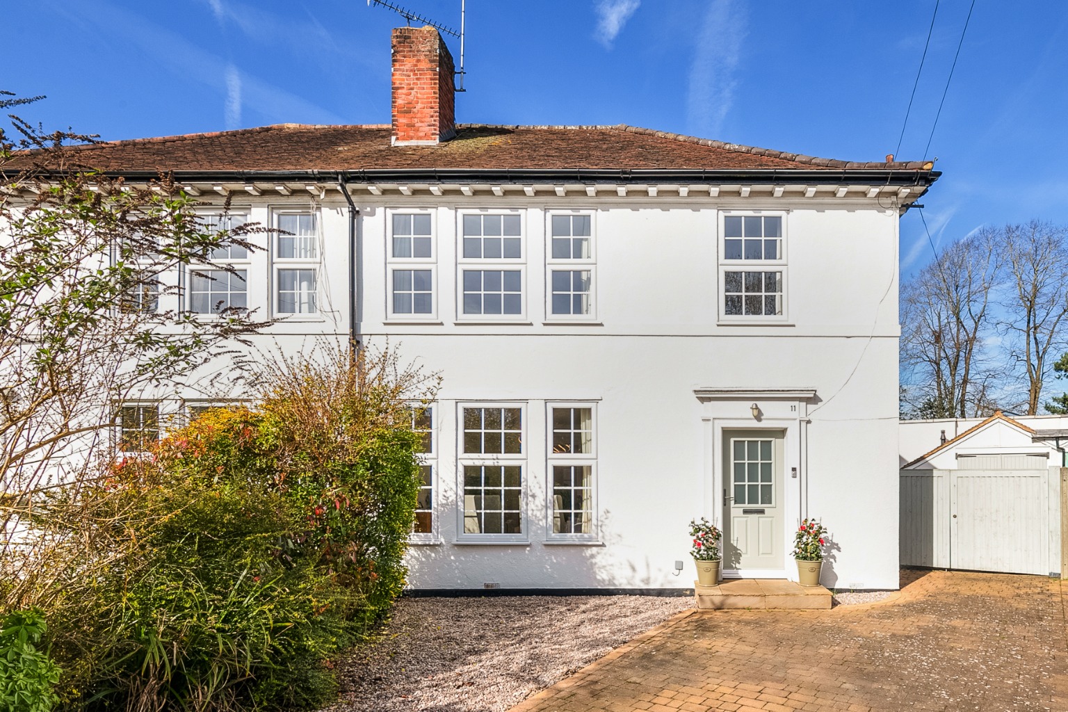 Beautifully Presented Four-Bedroom Semi-Detached Home with Seperate Annexe & West-Facing Garden