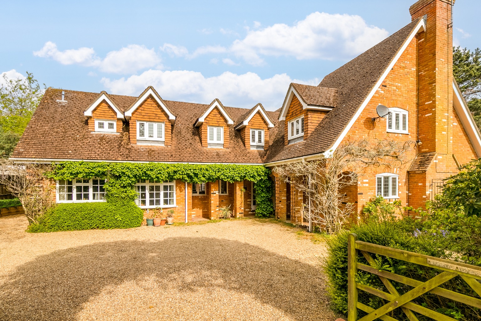 Impressive Five-Bedroom Family Home in Desirable St Ippolyts, Hitchin