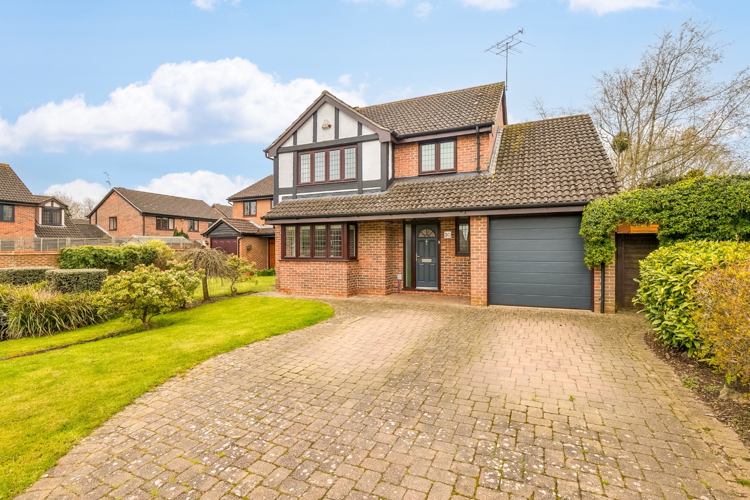 Stunning Four-Bedroom Detached Family Home in Welwyn Garden City