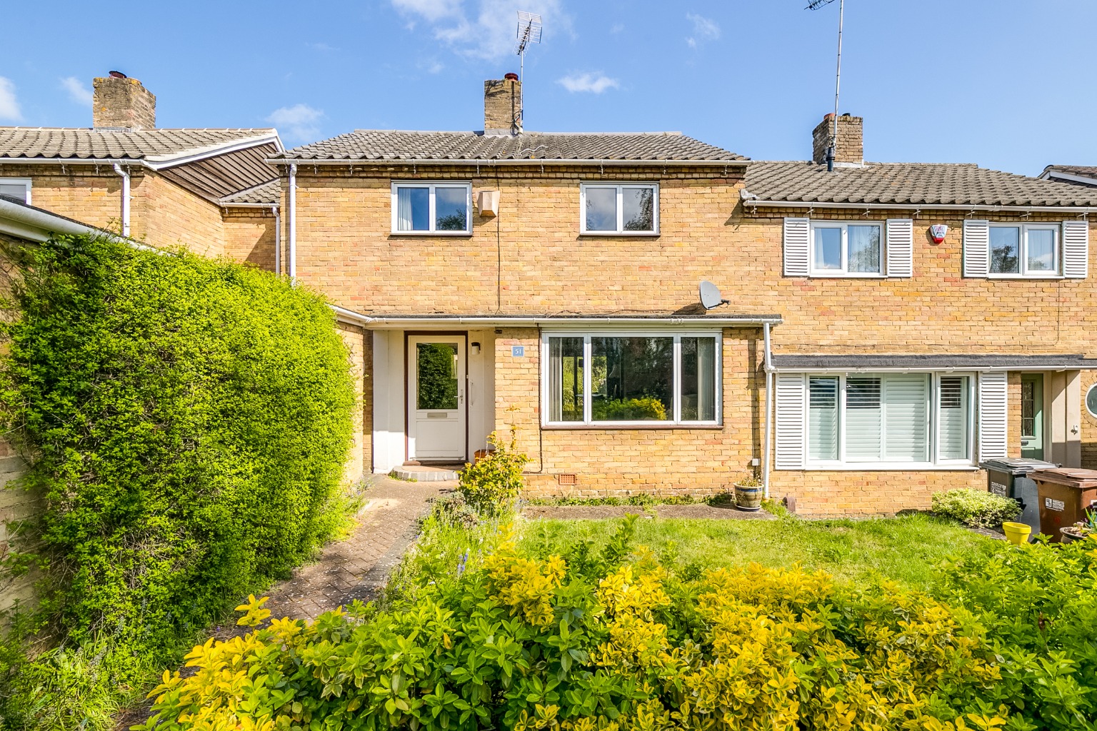 Three-Bedroom Terraced Home with Beautiful Views in Welwyn Garden City
