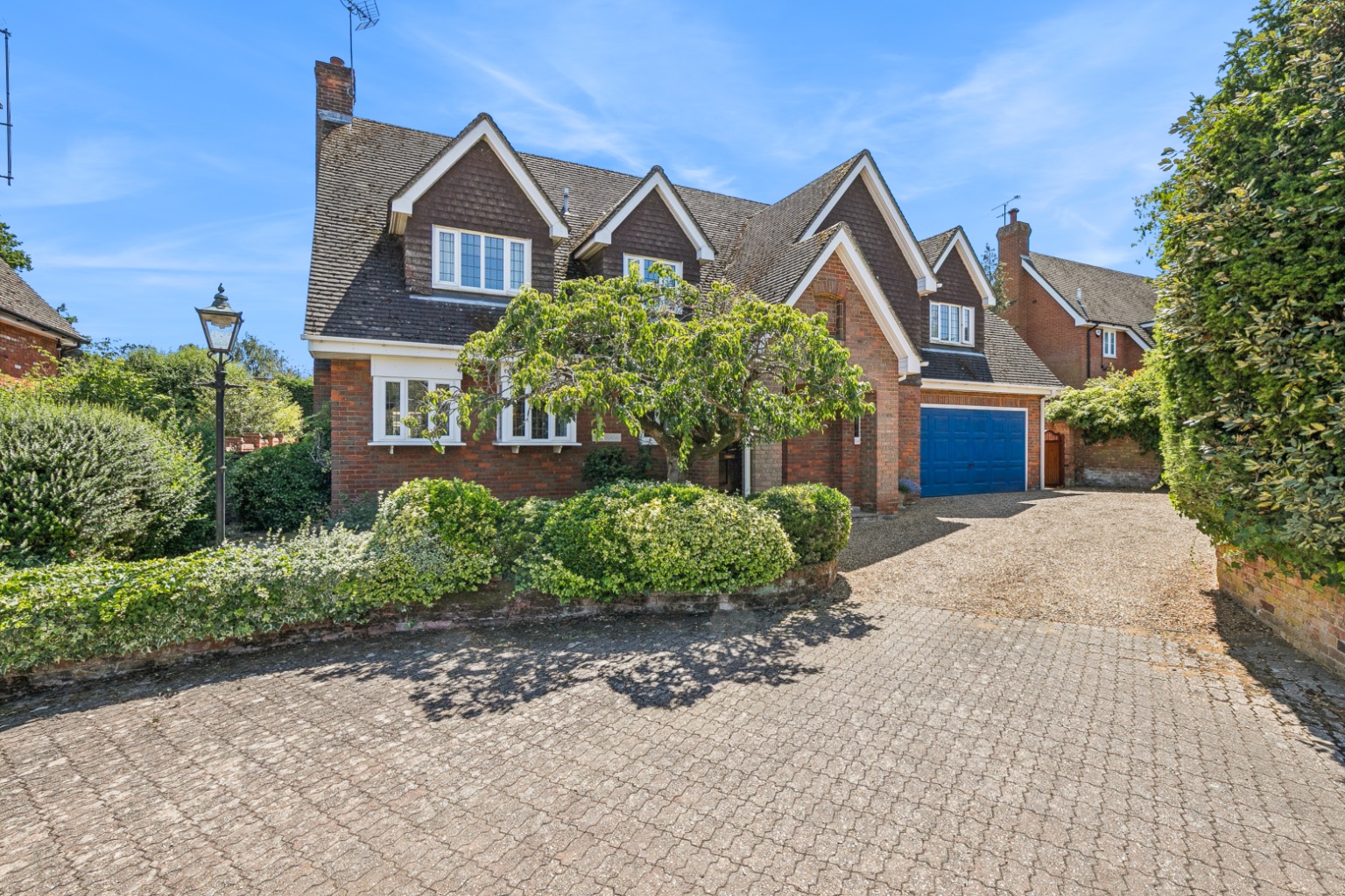 Substantial Five-Bedroom Family Home on Private Road in Hitchin