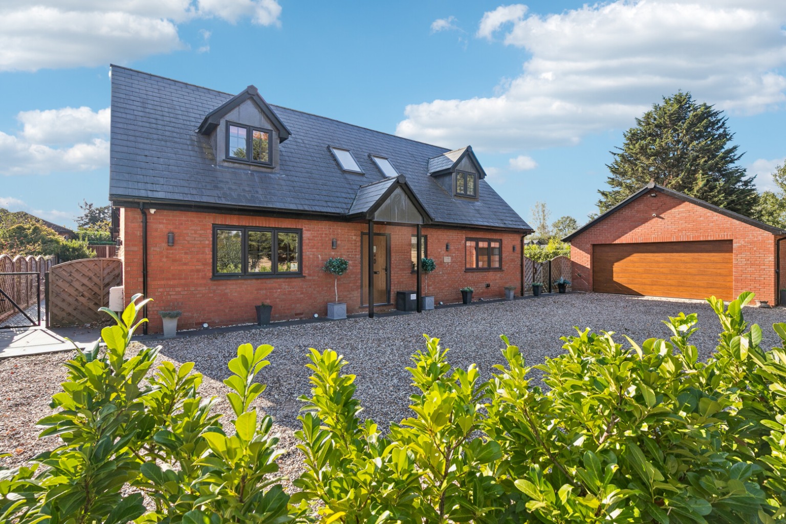 Impressive 4-Bedroom Detached Family Home in Rural Hertfordshire