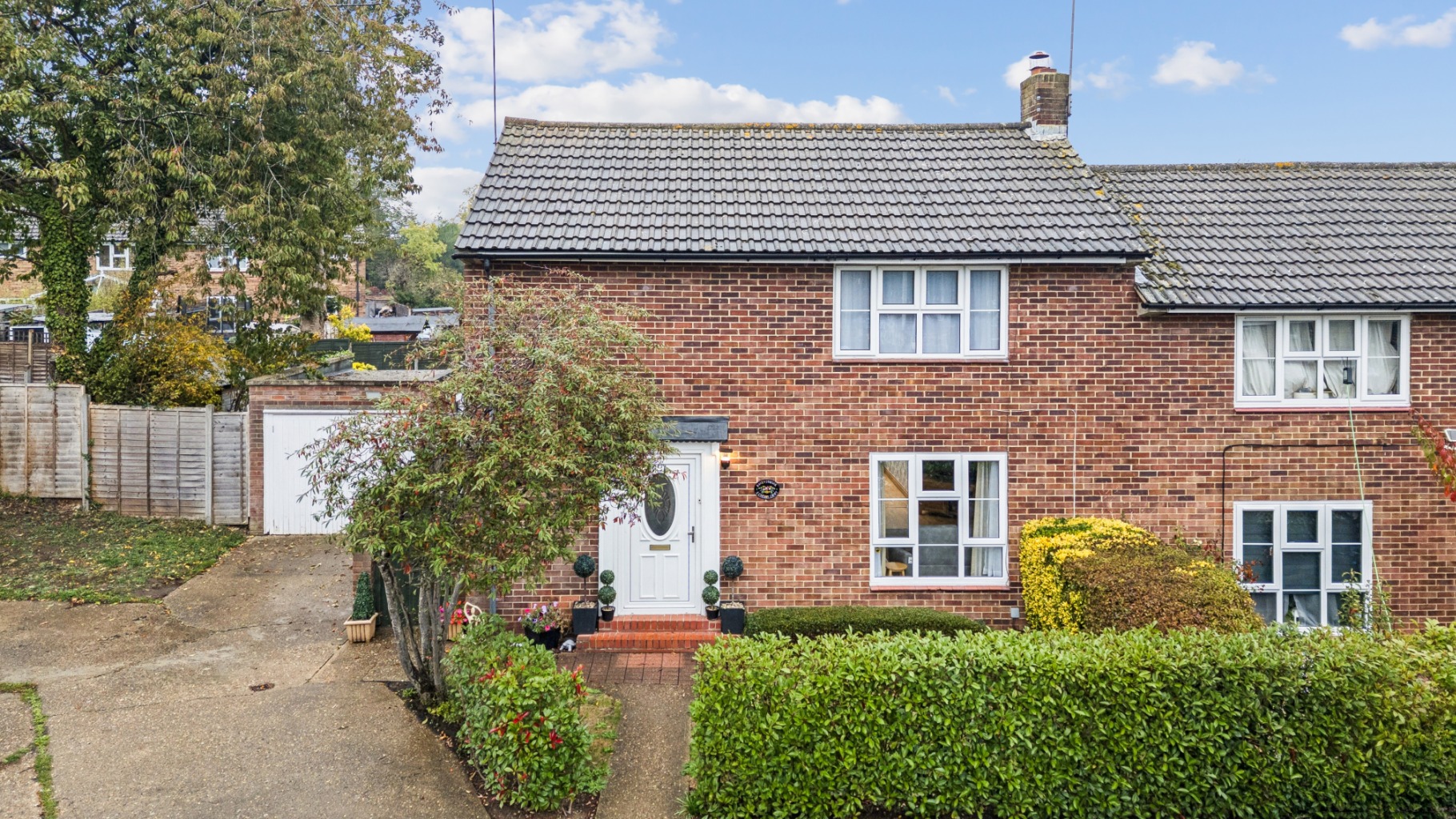 A Well-Proportioned Three-Bedroom Home with Exceptional Versatility in AL8