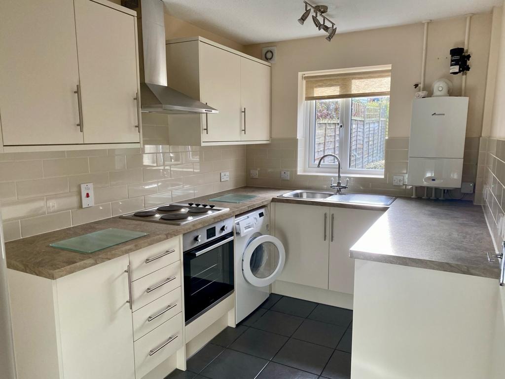 A lovely Modern Contemporary Home in South Bradley Stoke property first image