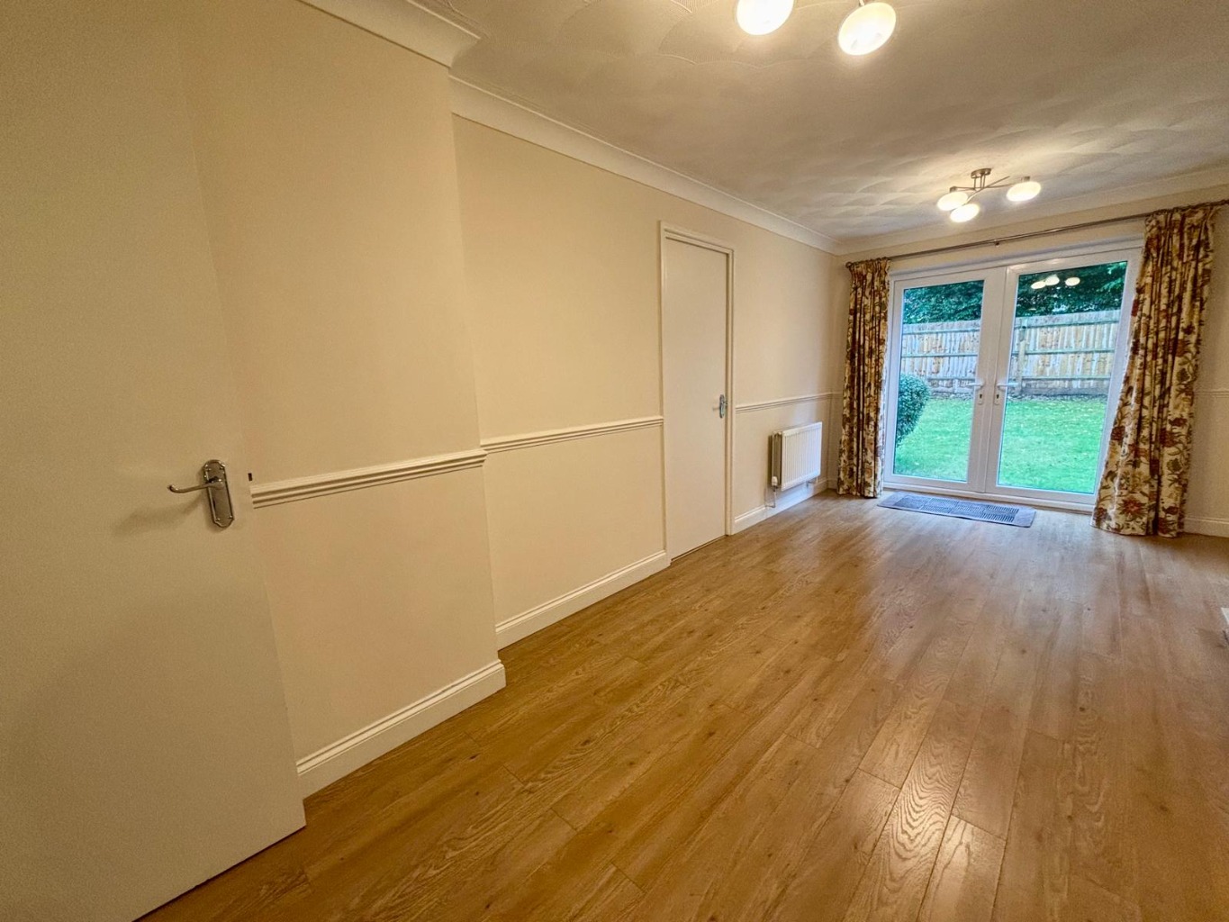 A lovely Modern Contemporary Home in South Bradley Stoke property first image