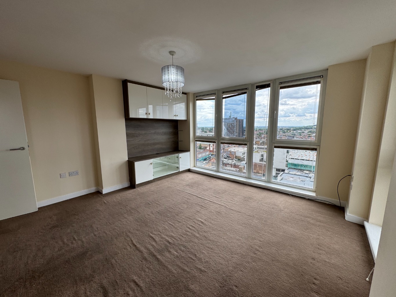 Stunning Two-Bedroom Apartment with Private Rooftop Terrace in Wembley property first image