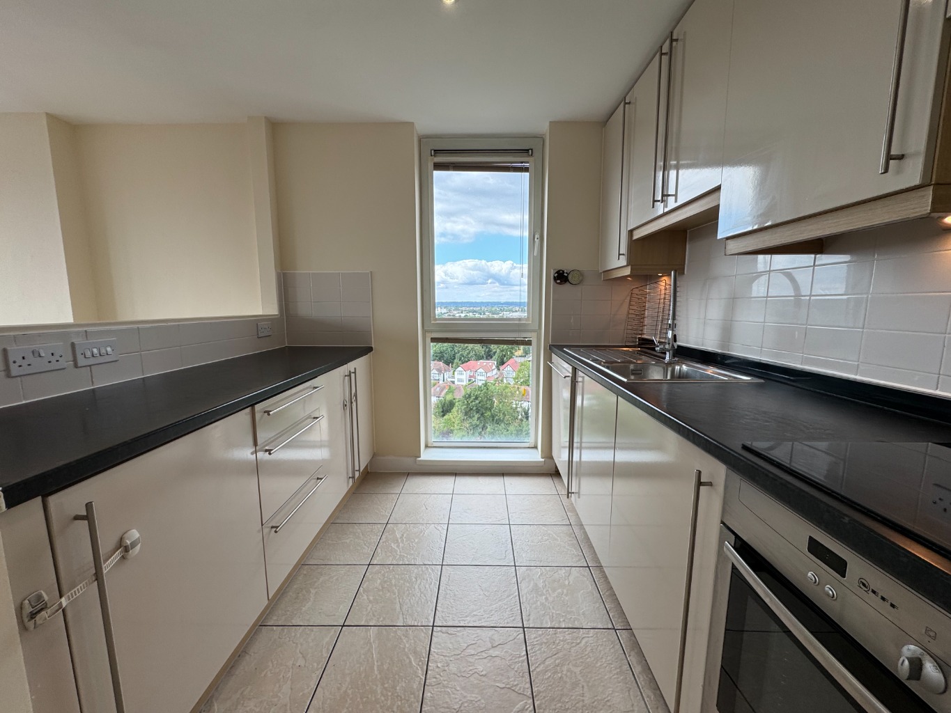 Stunning Two-Bedroom Apartment with Private Rooftop Terrace in Wembley property first image