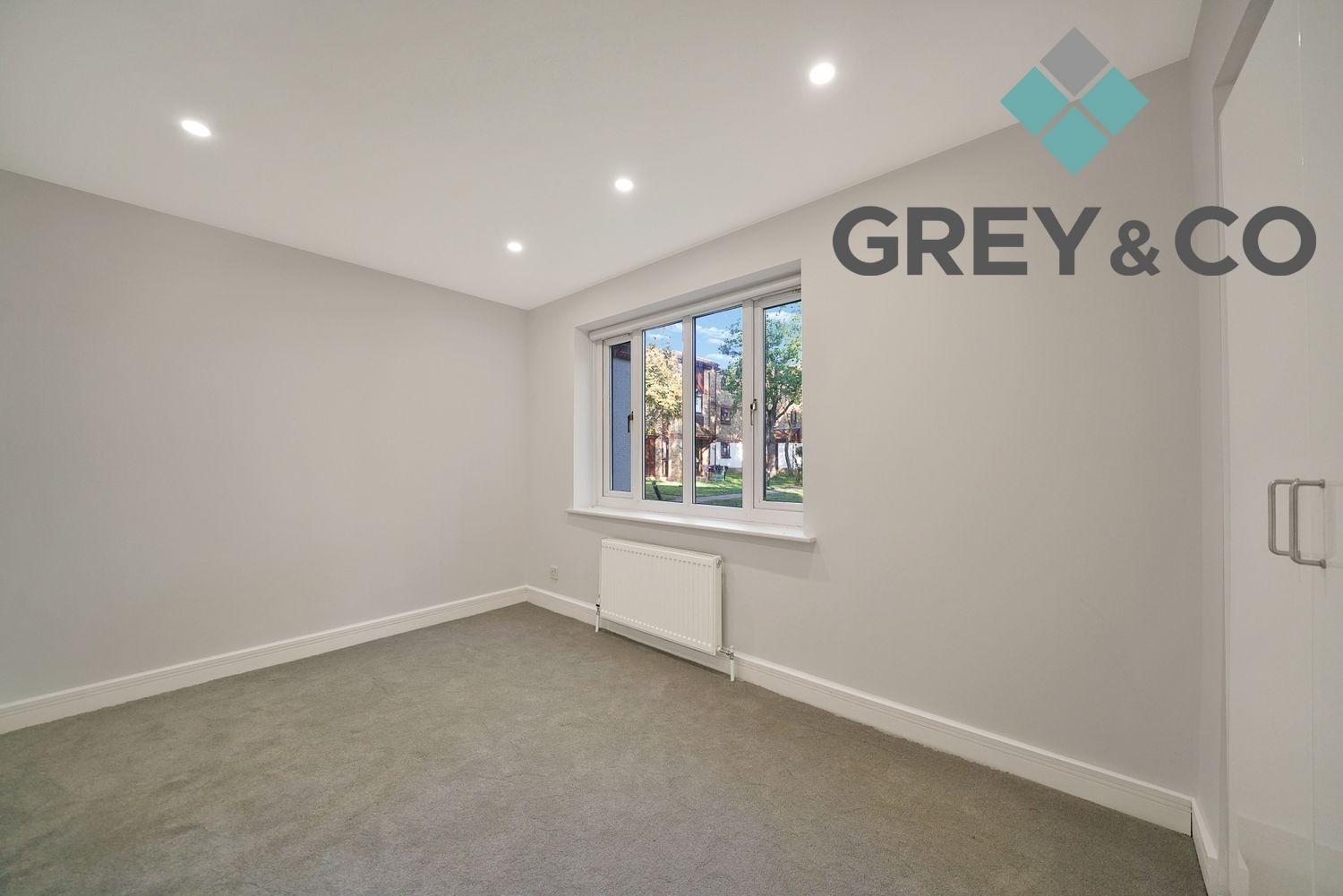 Contemporary One-Bedroom Apartment in Wembley with Long Leasehold property first image