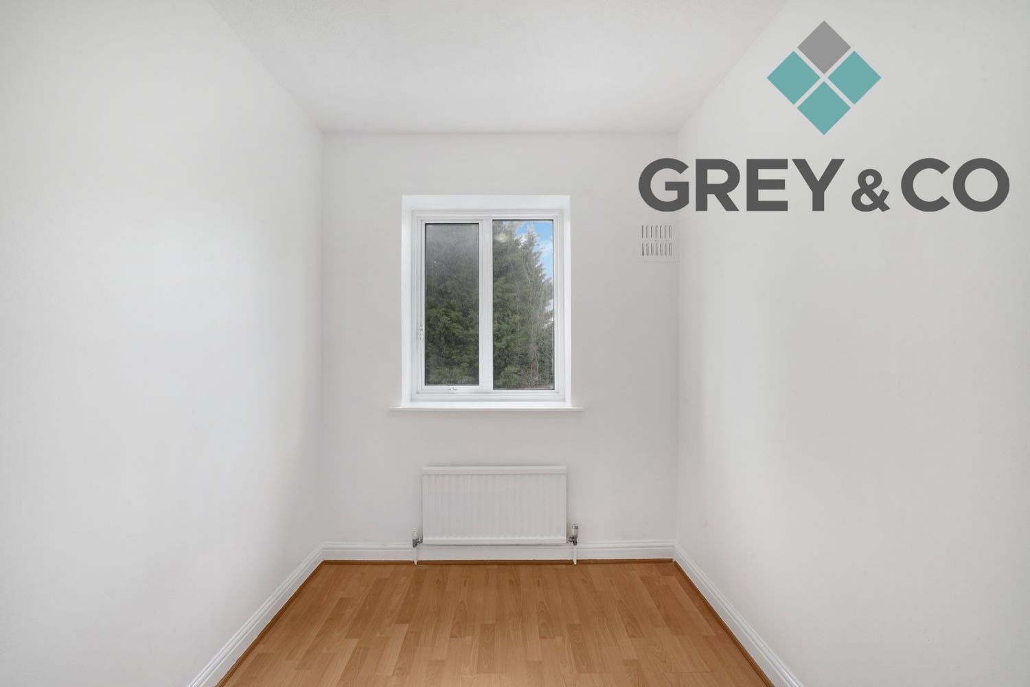 Spacious Four Bedroom Link Terraced House in Harrow, Chain Free property first image