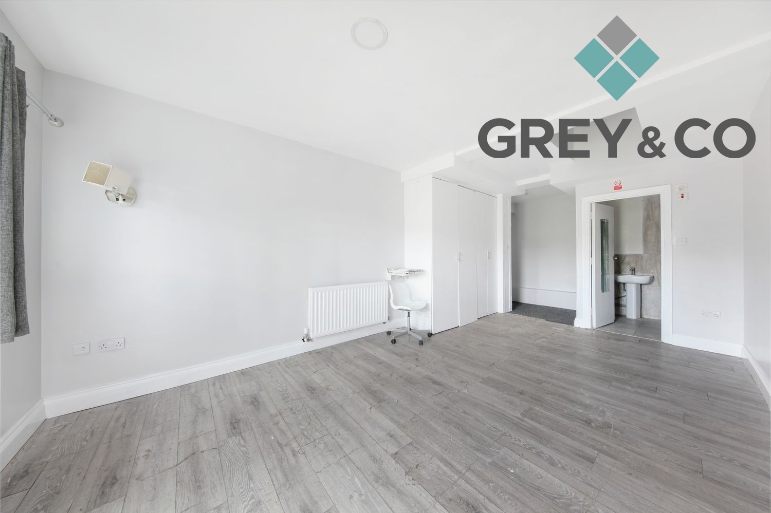 Versatile 5/6 Bed Wembley Home: Investment or Family Living, Chain Free property first image