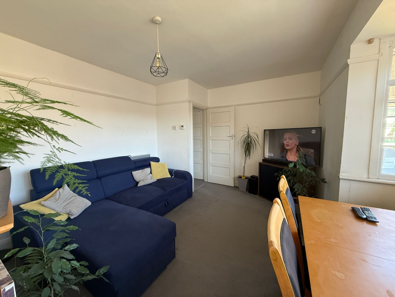 Charming Two-Bedroom Maisonette with Private Garden in Greenford property first image