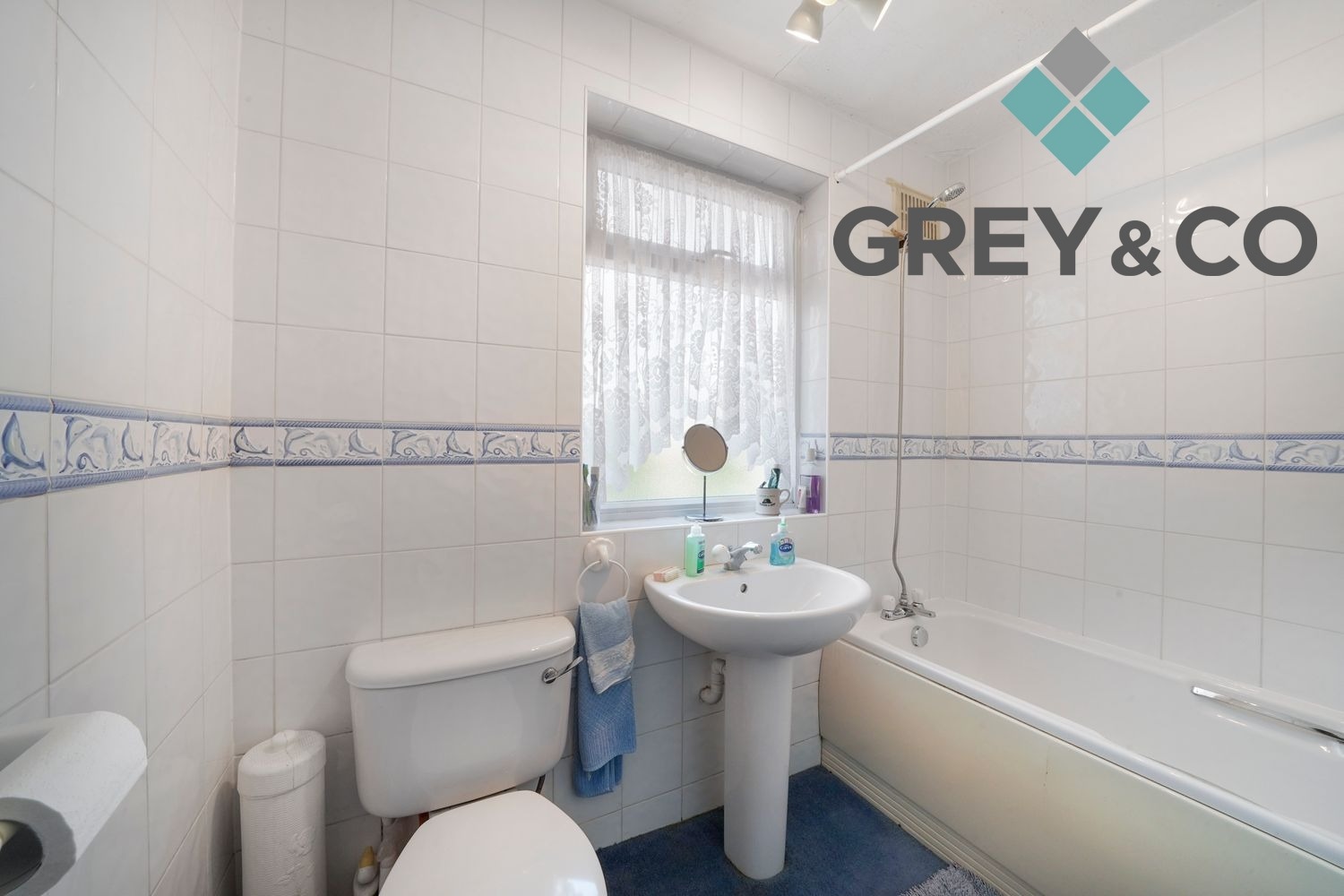 Charming 3-Bed Cottage in Quiet Chantry Road, Middlesex property first image