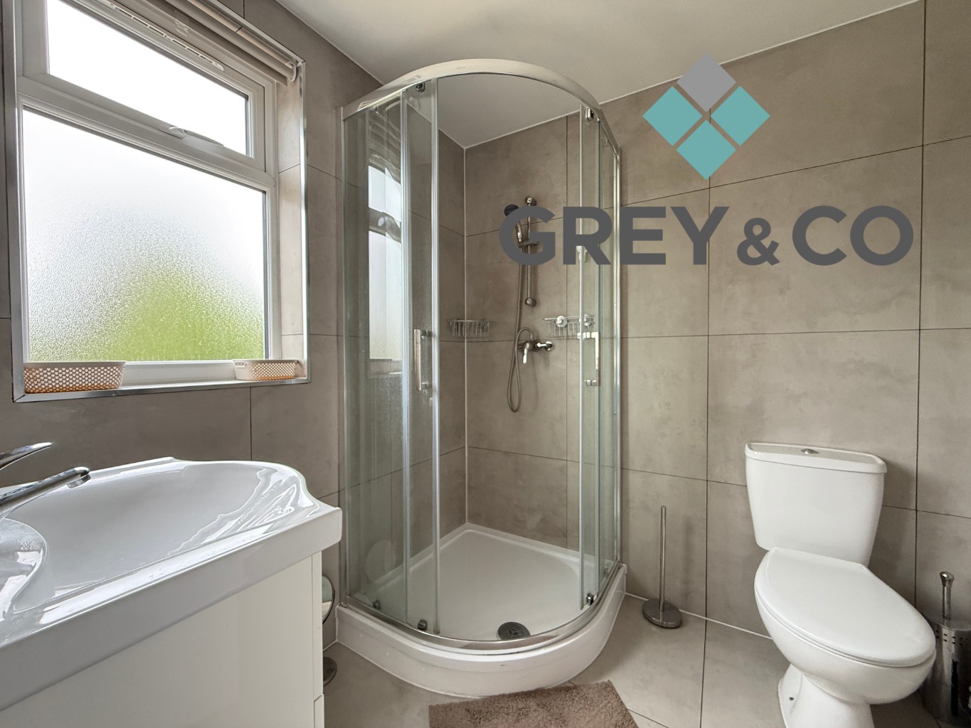 Bright, Modern Studio Flat in Wembley - Bills Included! property first image