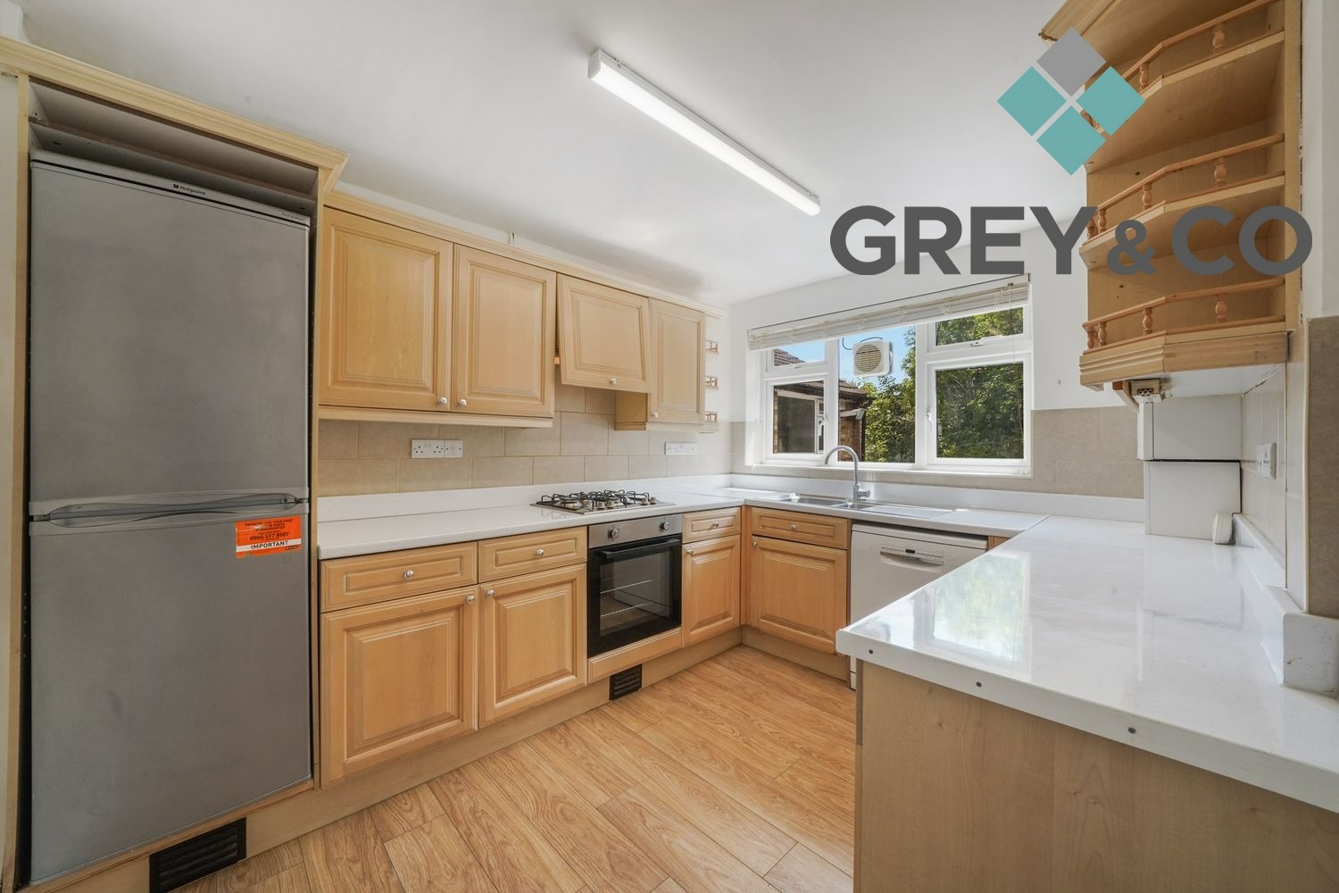 Bright 2 Bed Maisonette in Wembley, Garage & Parking, Available Now! property first image