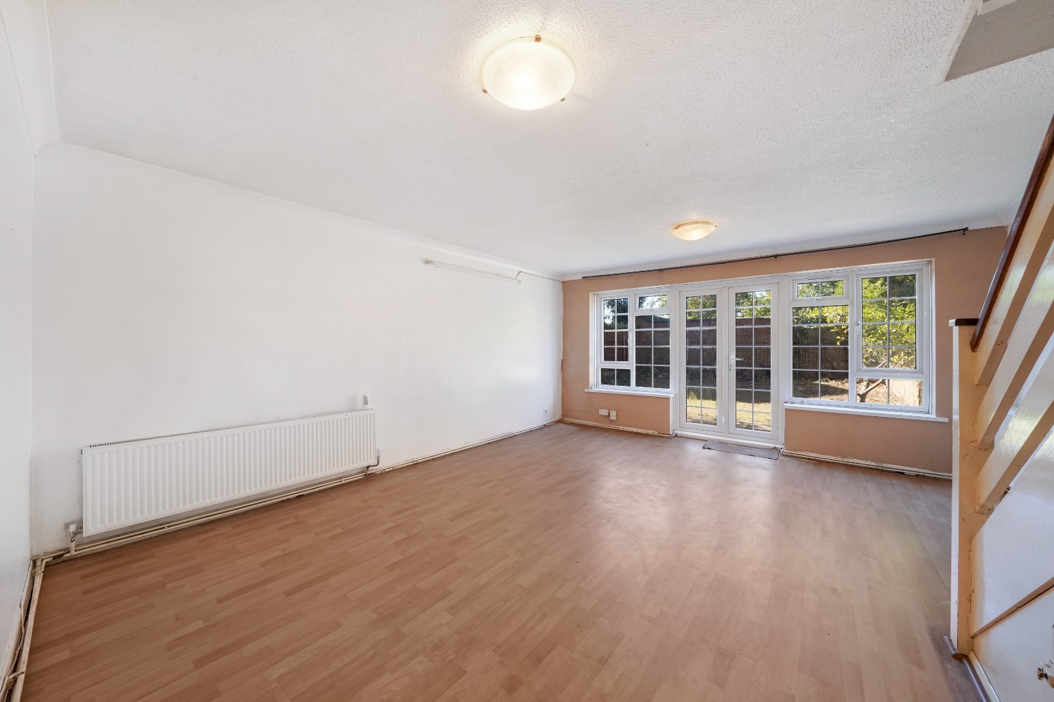 Charming 3-Bed Semi-Detached Home in Harrowdene Road, Chain Free property first image