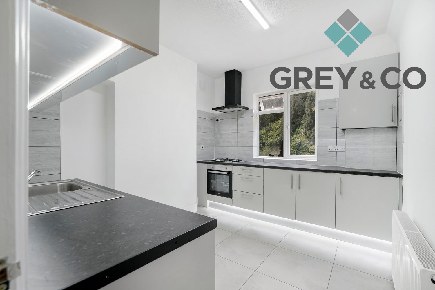 Newly Refurbished 2-Bed First Floor Flat in Superb Wembley Location property first image