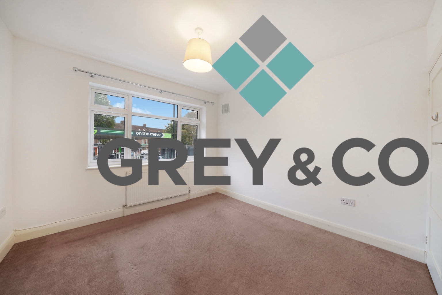 Charming 2-Bed Flat in Greenford, Excellent Transport Links property first image