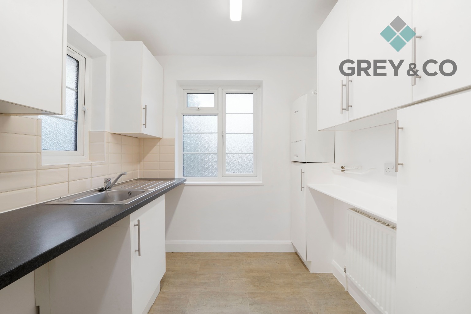Charming 2-Bed Flat in Greenford, Excellent Transport Links property first image