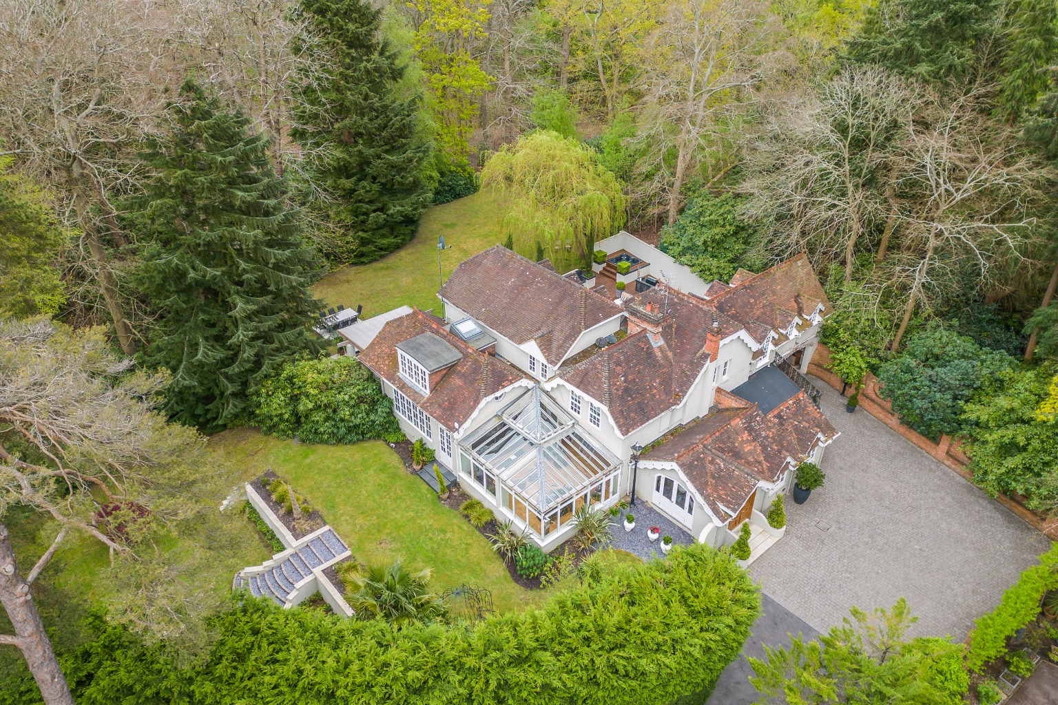 A Private Haven of Space, Style & Seclusion