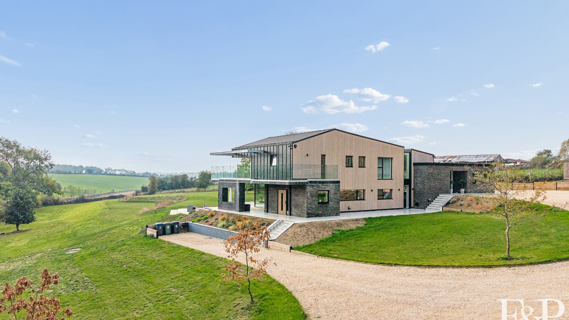 A Stunning Contemporary Home in the Chiltern Hills  Area of Outstanding Natural Beauty