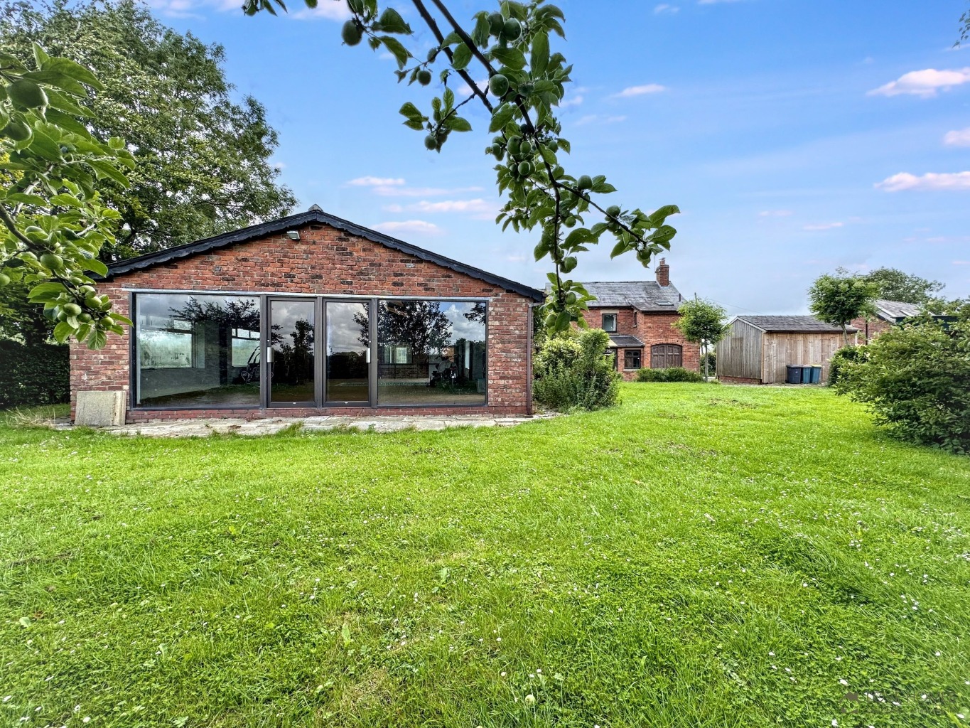 Renovation Project: 4-Bed House, Rural Location & Views, Pool, Preston Area Property image 4
