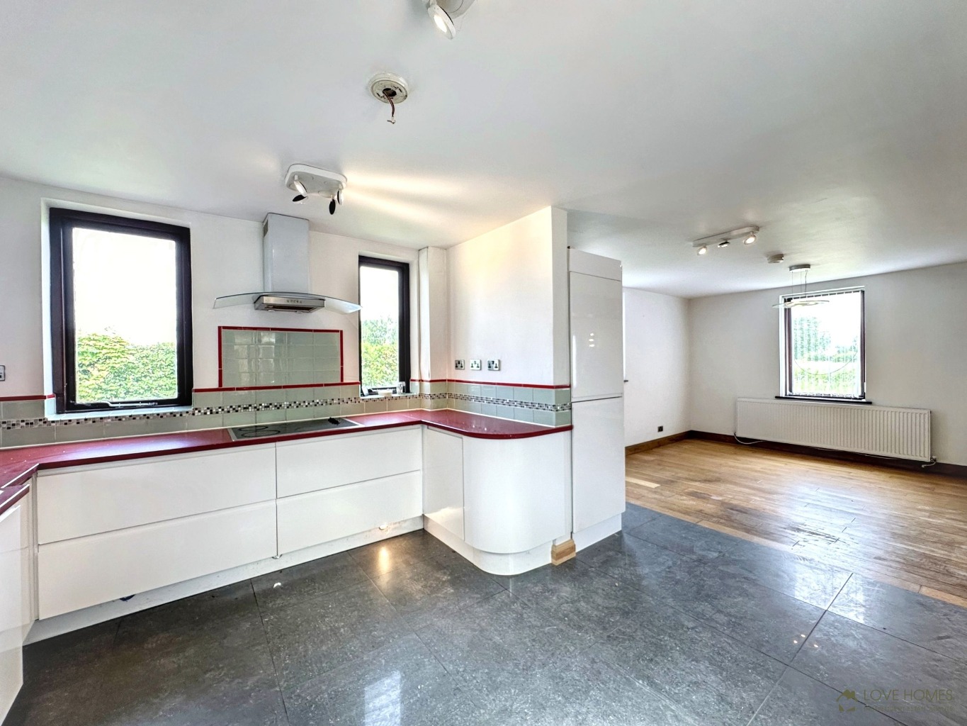 Renovation Project: 4-Bed House, Rural Location & Views, Pool, Preston Area Property image 10