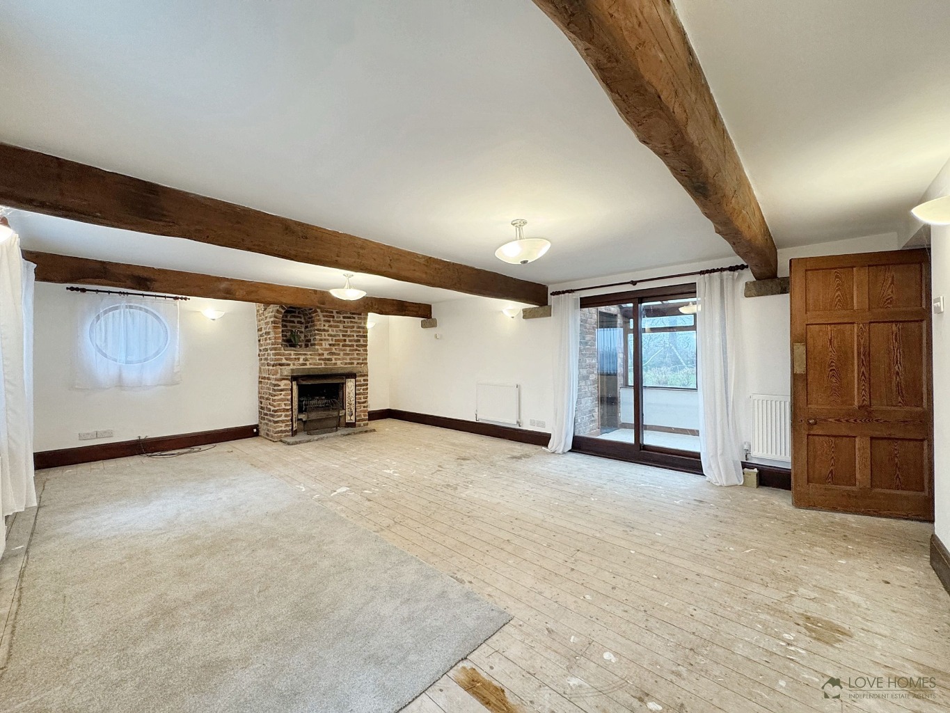 Renovation Project: 4-Bed House, Rural Location & Views, Pool, Preston Area Property image 14
