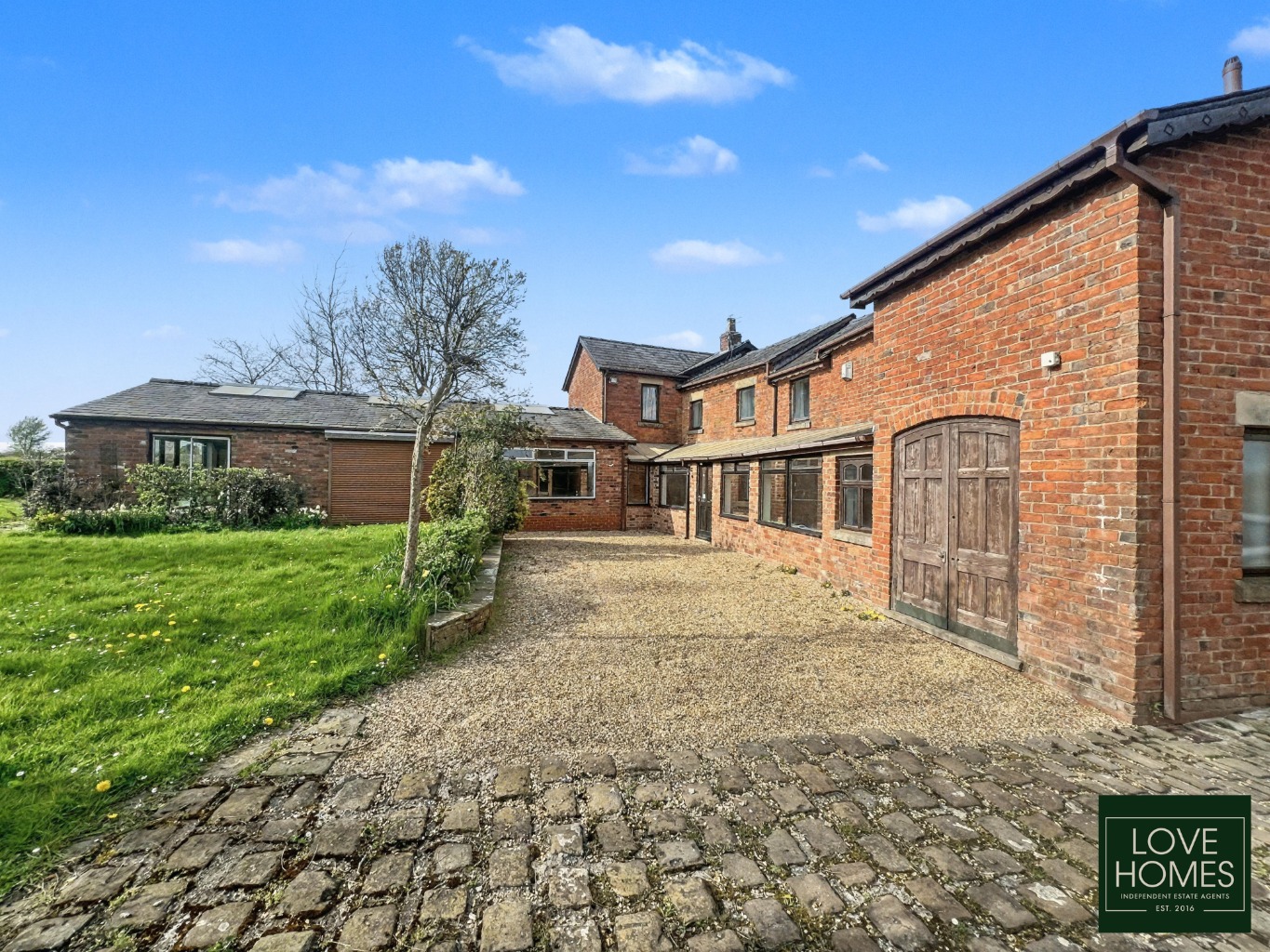 Renovation Project: 4-Bed House, Rural Location & Views, Pool, Preston Area Property image 34