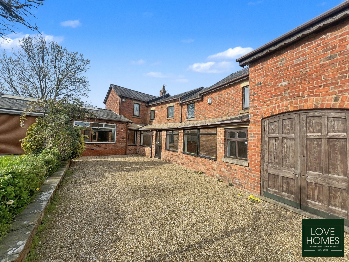 Renovation Project: 4-Bed House, Rural Location & Views, Pool, Preston Area Property image 35