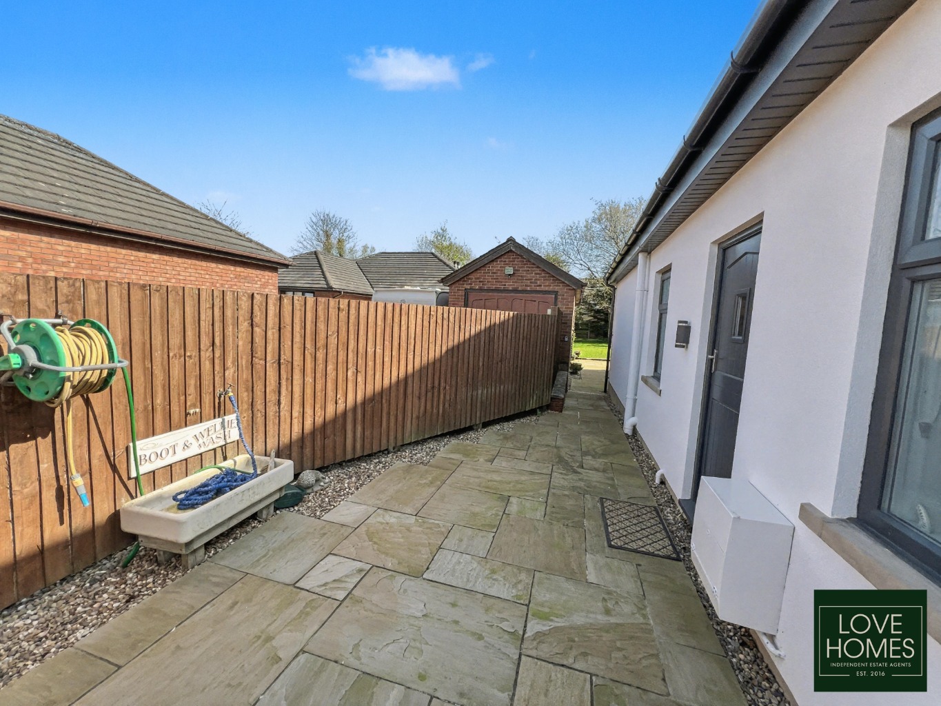 Luxury 4-6 Bed Eco-Home, Garstang Road: Flexible Living & Prime Location Property image 46