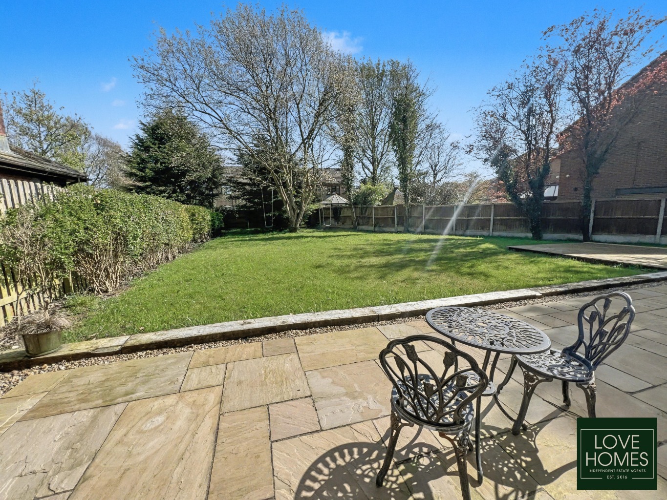 Luxury 4-6 Bed Eco-Home, Garstang Road: Flexible Living & Prime Location Property image 43