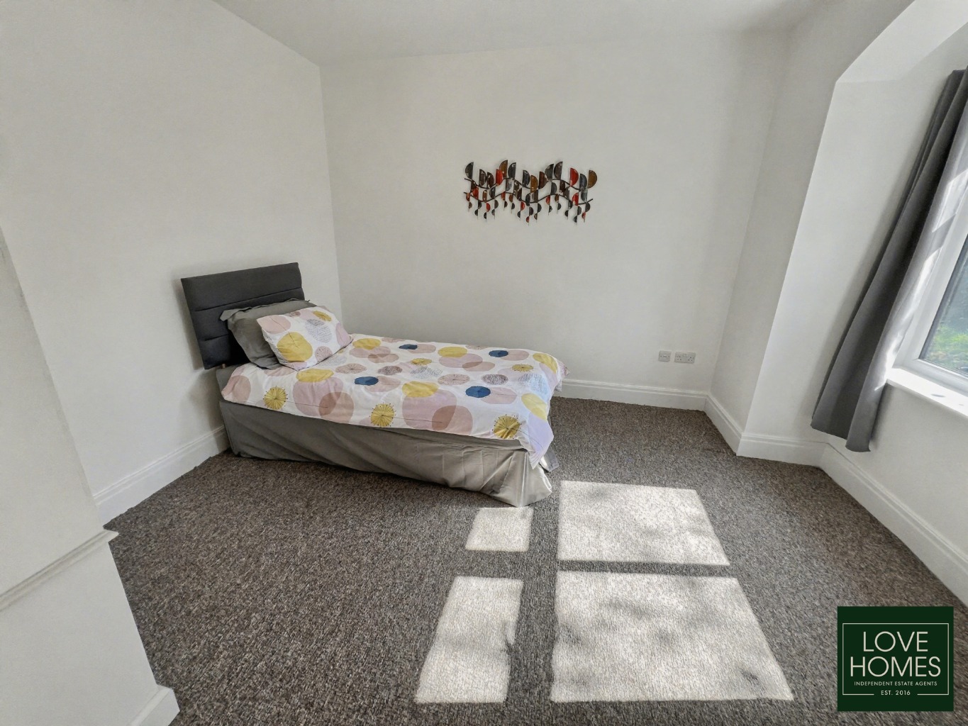Luxury 4-6 Bed Eco-Home, Garstang Road: Flexible Living & Prime Location Property image 19