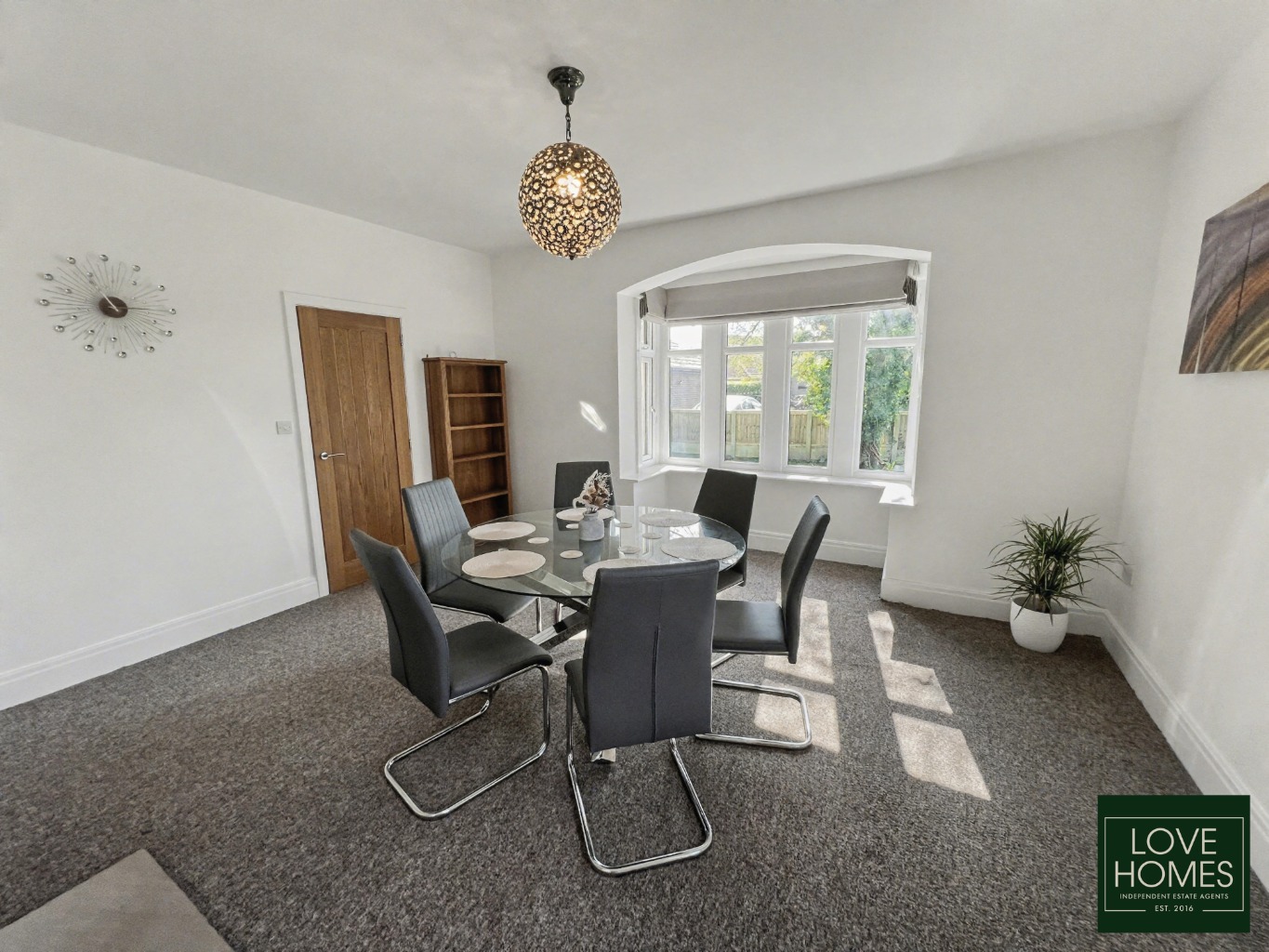 Luxury 4-6 Bed Eco-Home, Garstang Road: Flexible Living & Prime Location Property image 17