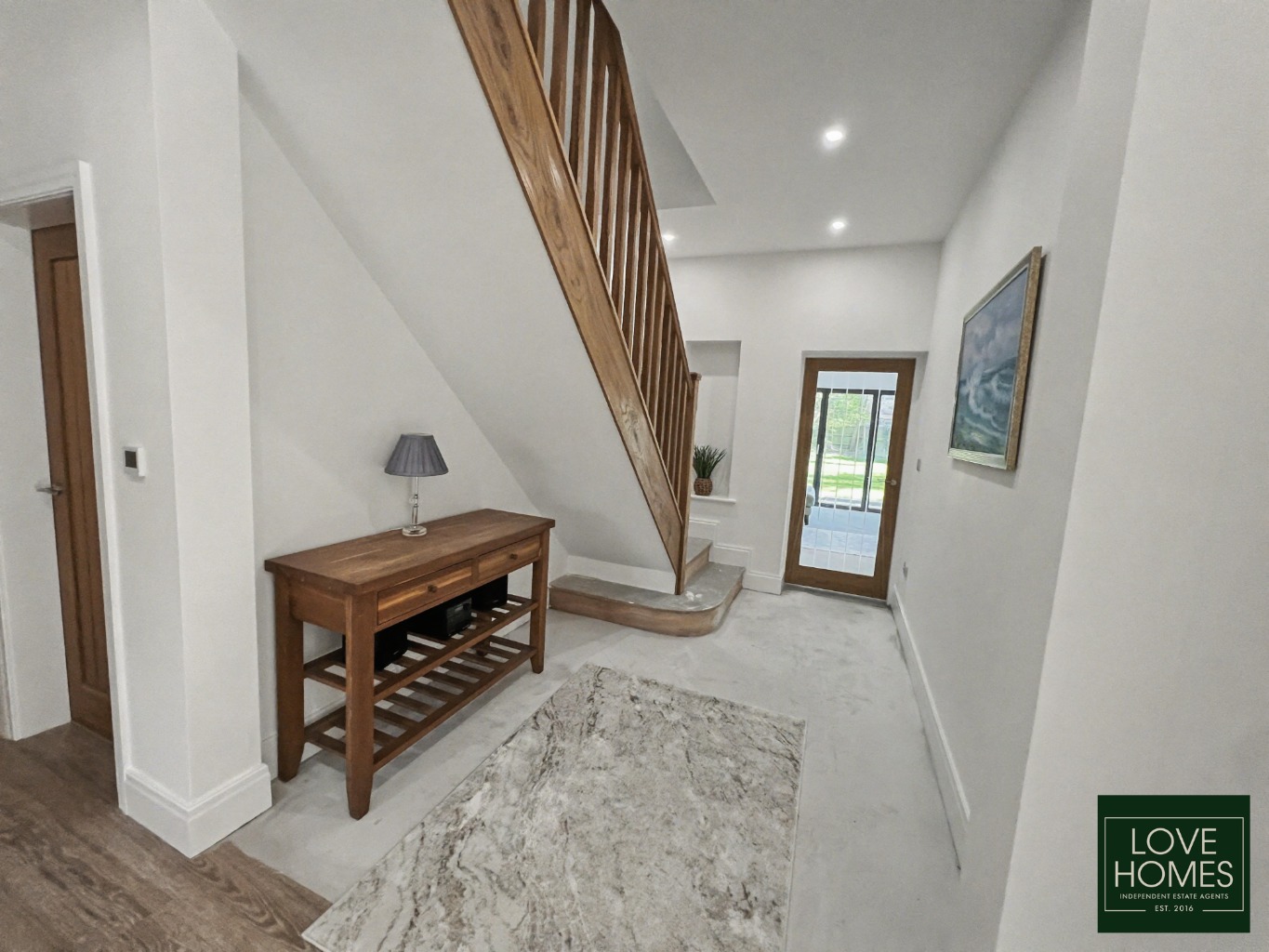Luxury 4-6 Bed Eco-Home, Garstang Road: Flexible Living & Prime Location Property image 10