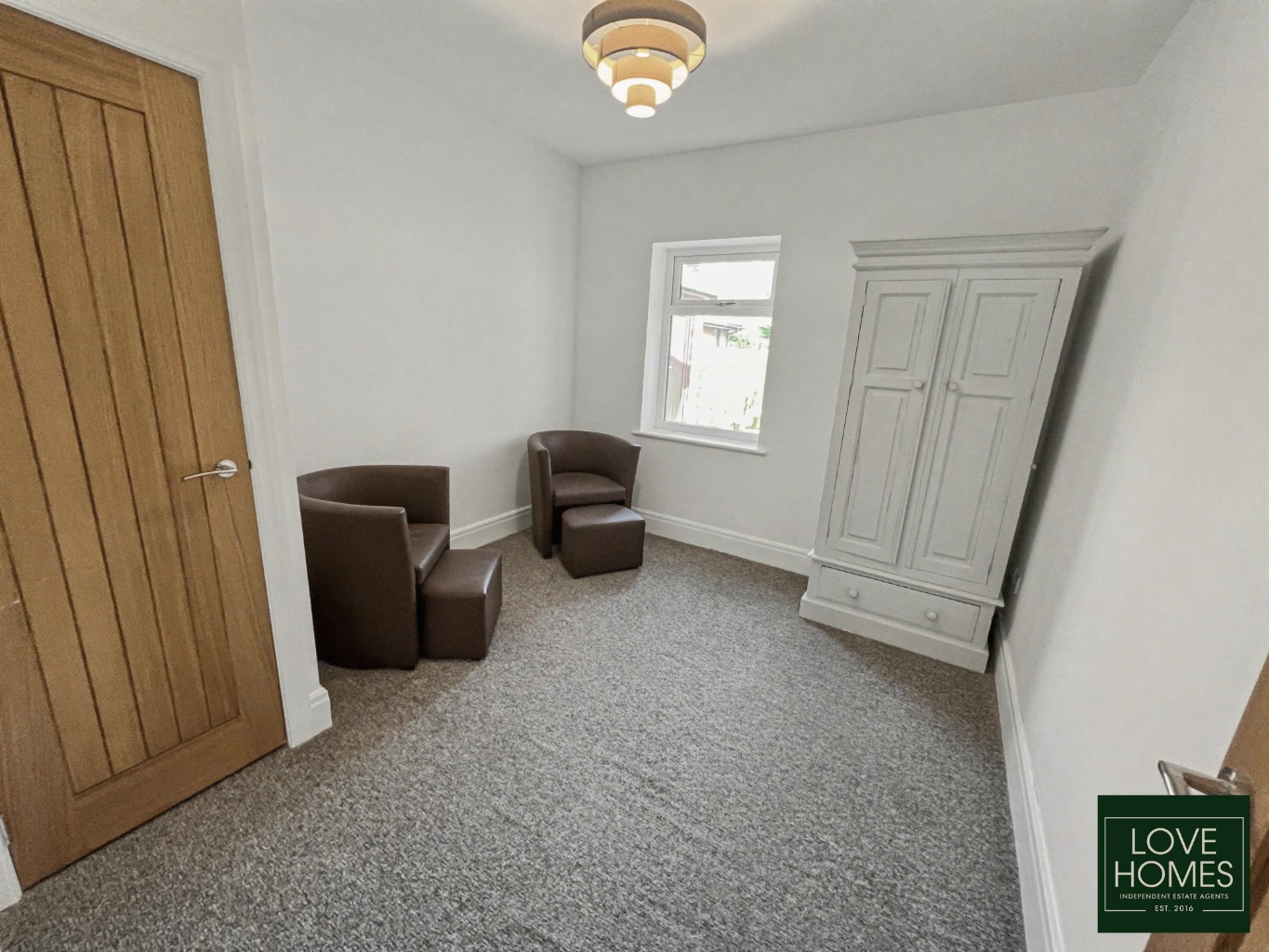 Luxury 4-6 Bed Eco-Home, Garstang Road: Flexible Living & Prime Location Property image 21