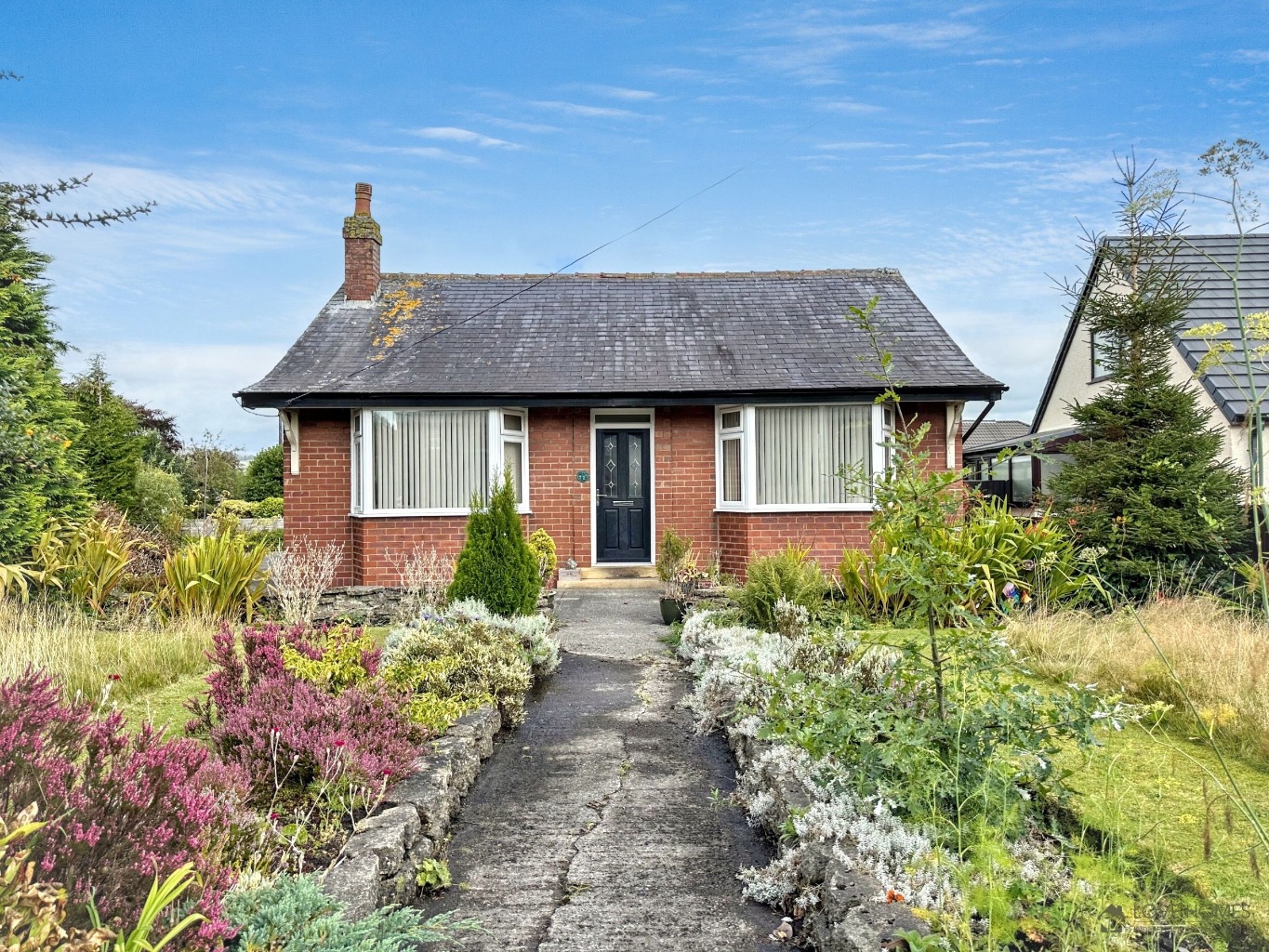 Detached Bungalow in Garstang: Two Bedrooms, Attic Room, Large Plot Property image 2