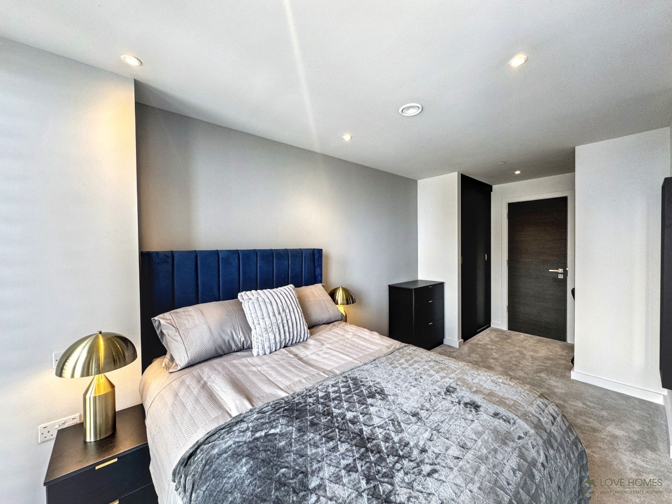 Luxury 20th Floor New Build Apartment with Premium Amenities In Salford Property image 9